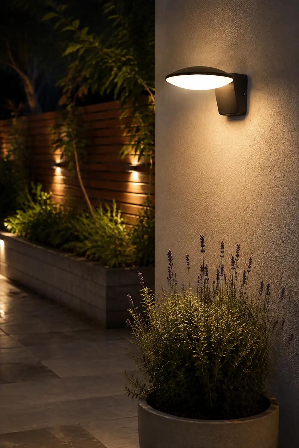 Waterproof Modern Simple Outdoor Solar LED Wall Light for Terrace Balcony - Lumpaz