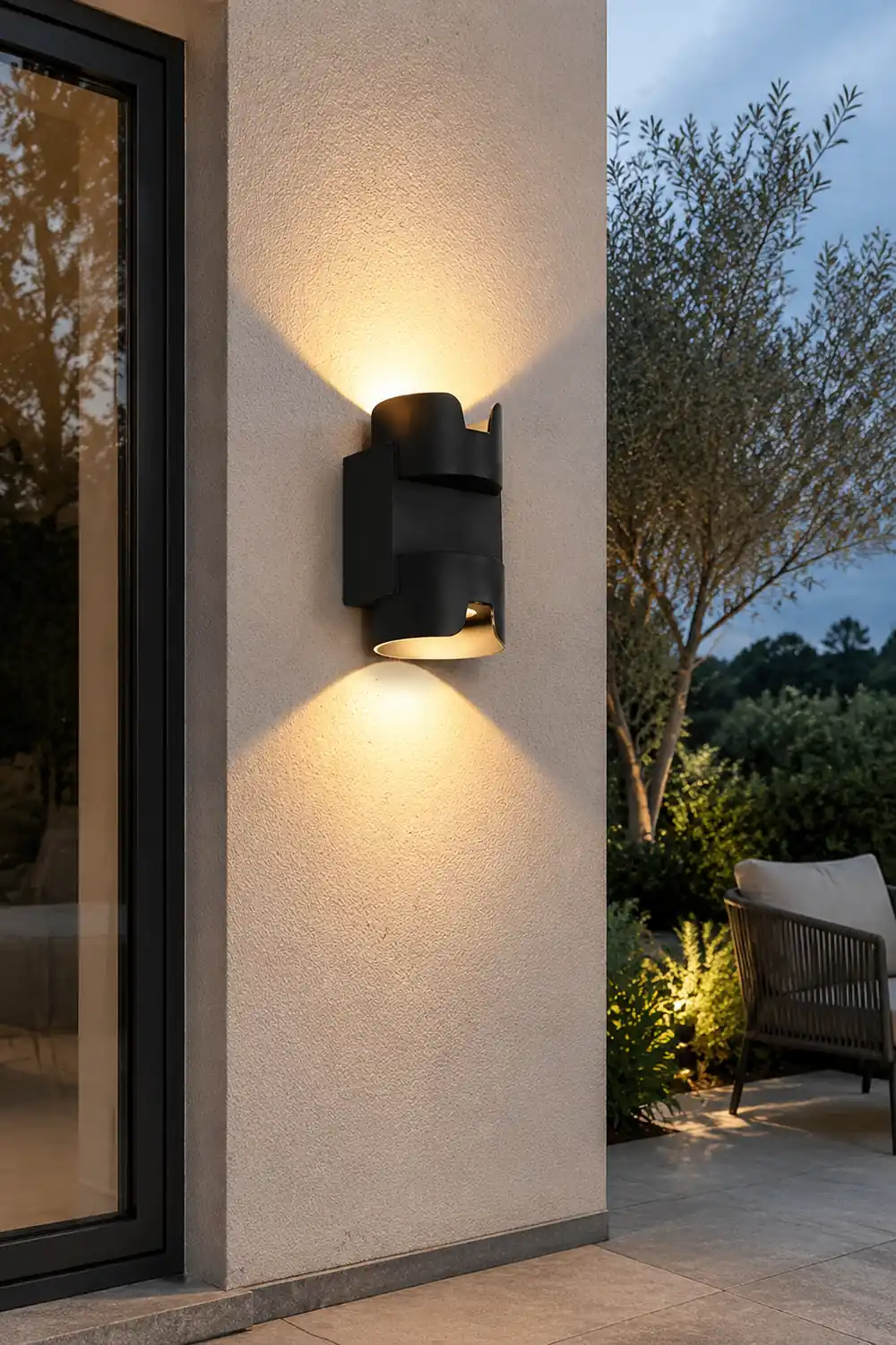 Waterproof Up and Down Light LED Black Modern Wall Washer Light Wall Lamp - Lumpaz
