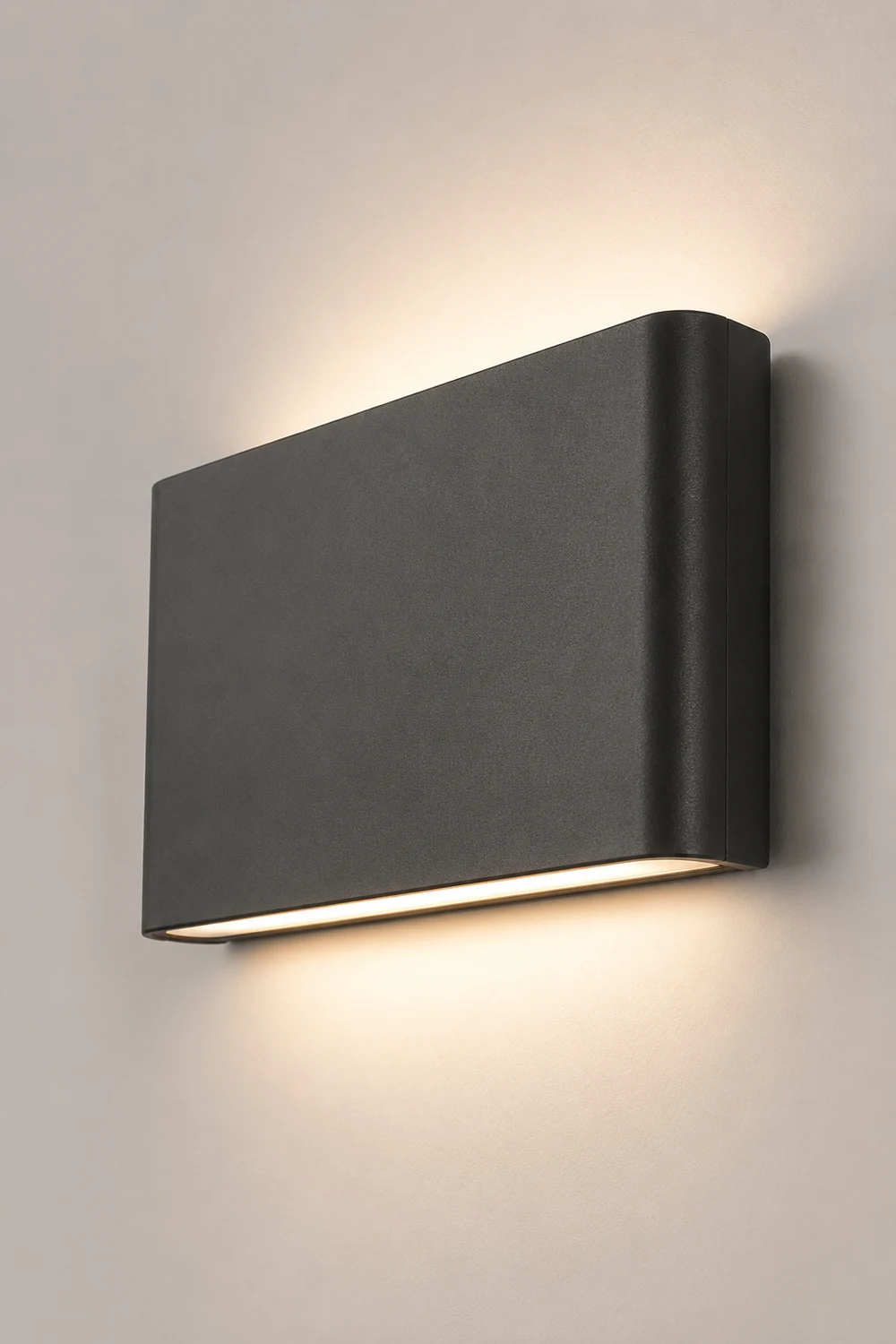 Minimalist Outdoor Waterproof LED Exterior Wall Light for Garden Balcony - Lumpaz