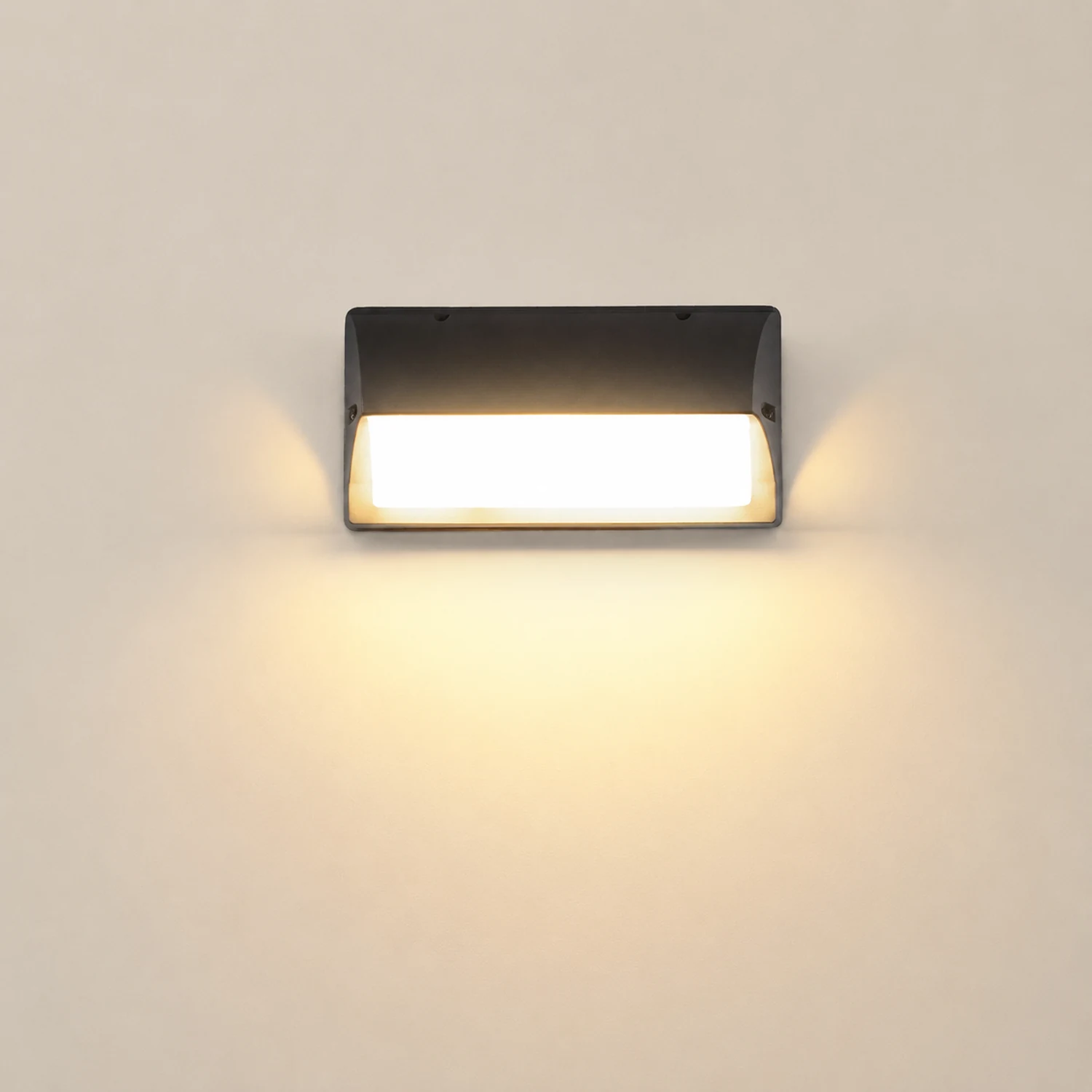 Modern Minimalist LED Waterproof Wall Light for Outdoor Villa Courtyard Balcony - Lumpaz