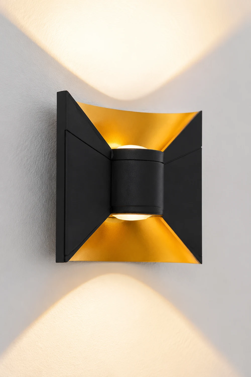 Square Up and Down Lights 6W LED Waterproof Modern Outdoor Sconces - Lumpaz