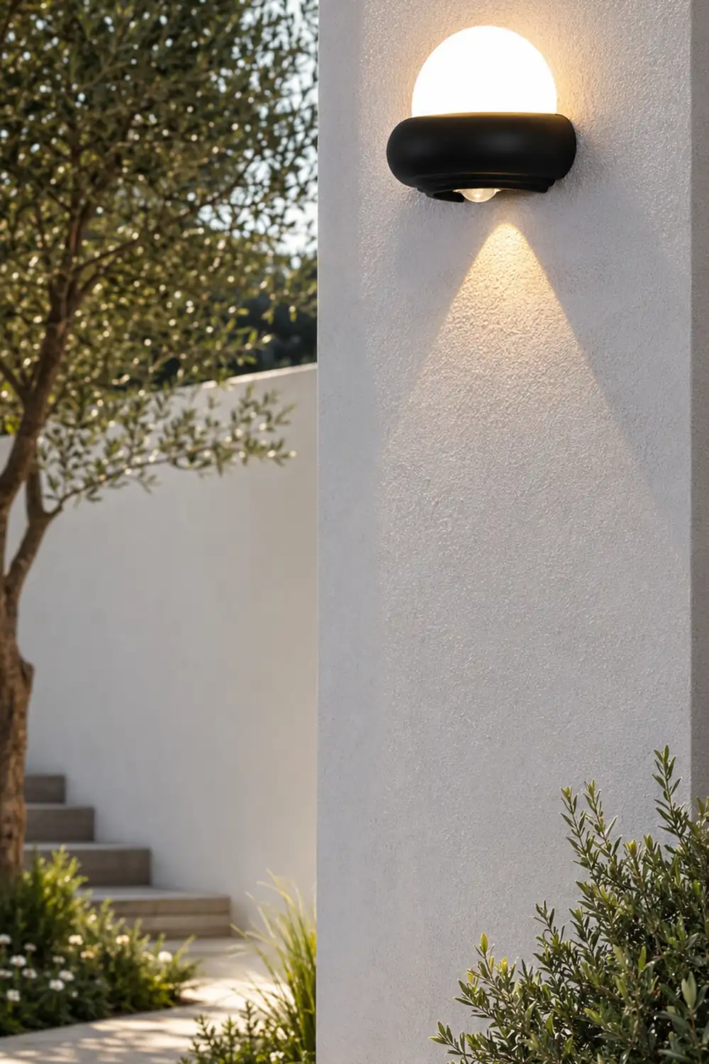 Up and Down Lights Waterproof Outdoor LED Wall Sconce Lighting Wall Lamp - Lumpaz