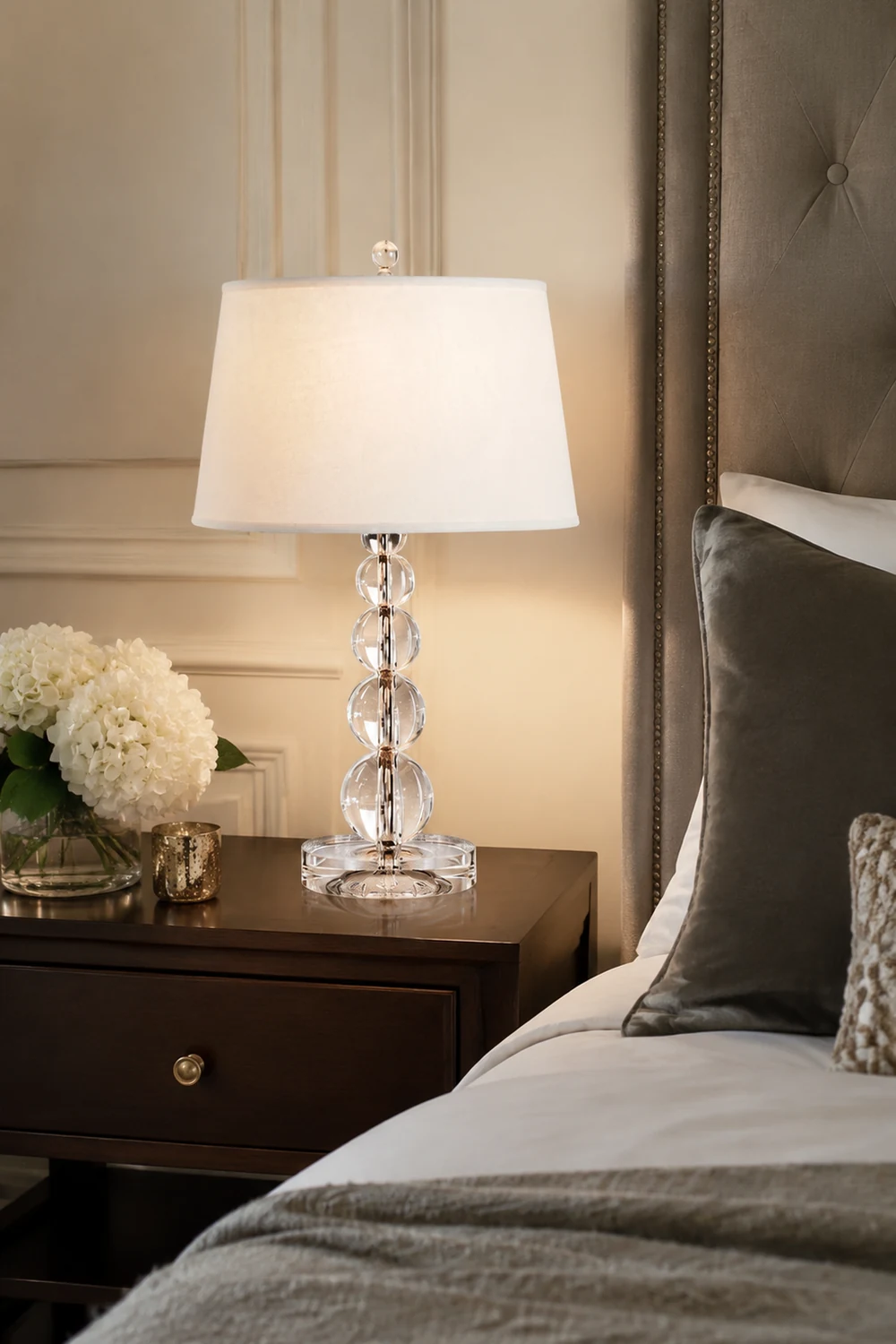 Crystal Ball Table Lamp - Lumpaz