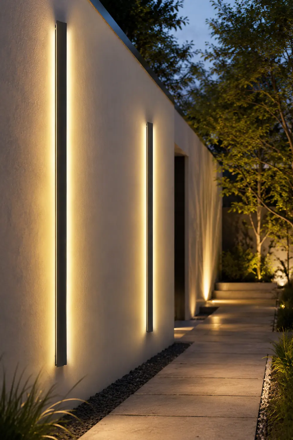 LED Long Strip Metal Waterproof Black Minimalist Outdoor Wall Lights - Lumpaz