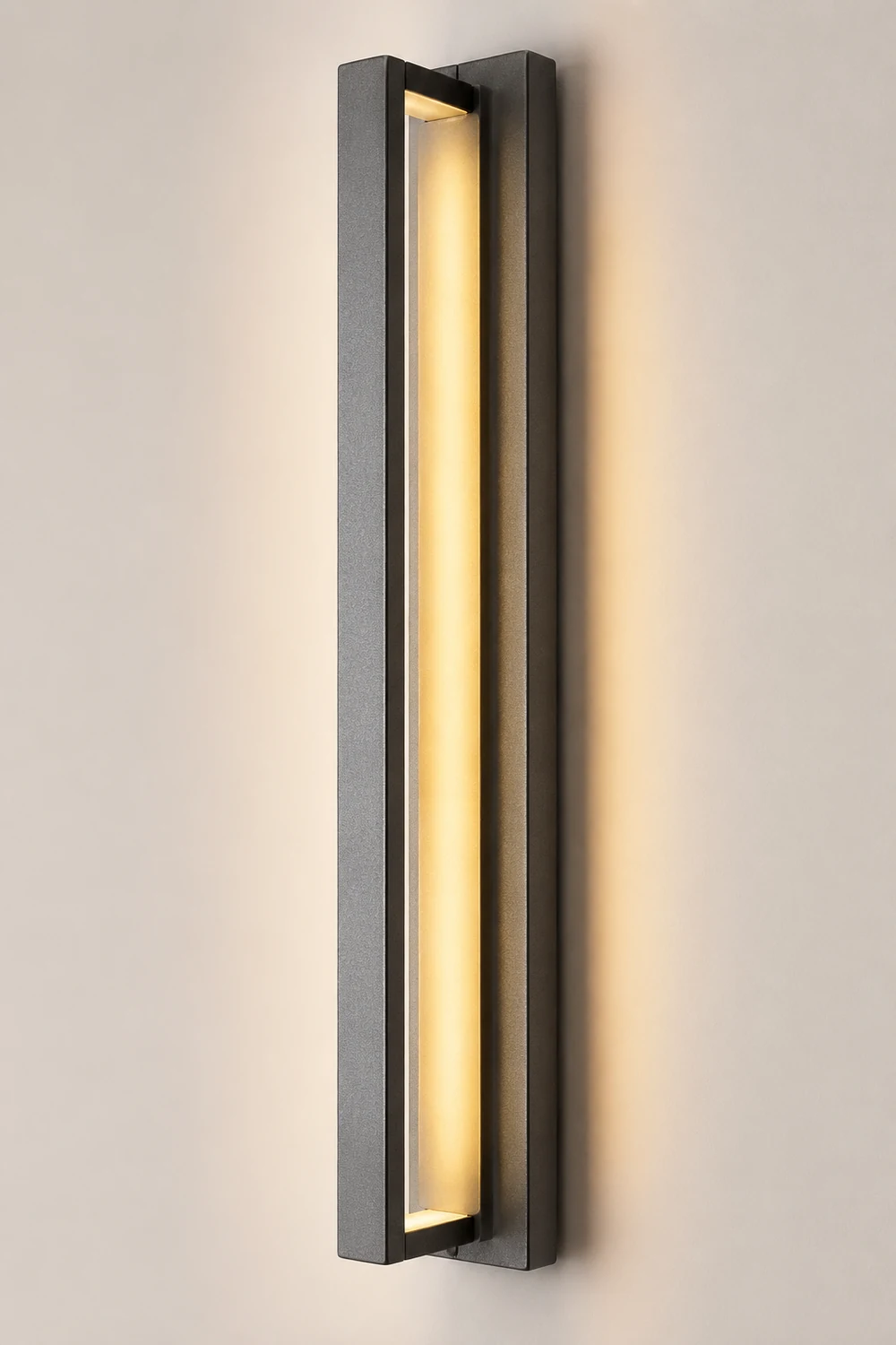 Retro Industrial Style Waterproof LED Wall Light for Outdoor Villa Courtyard - Lumpaz