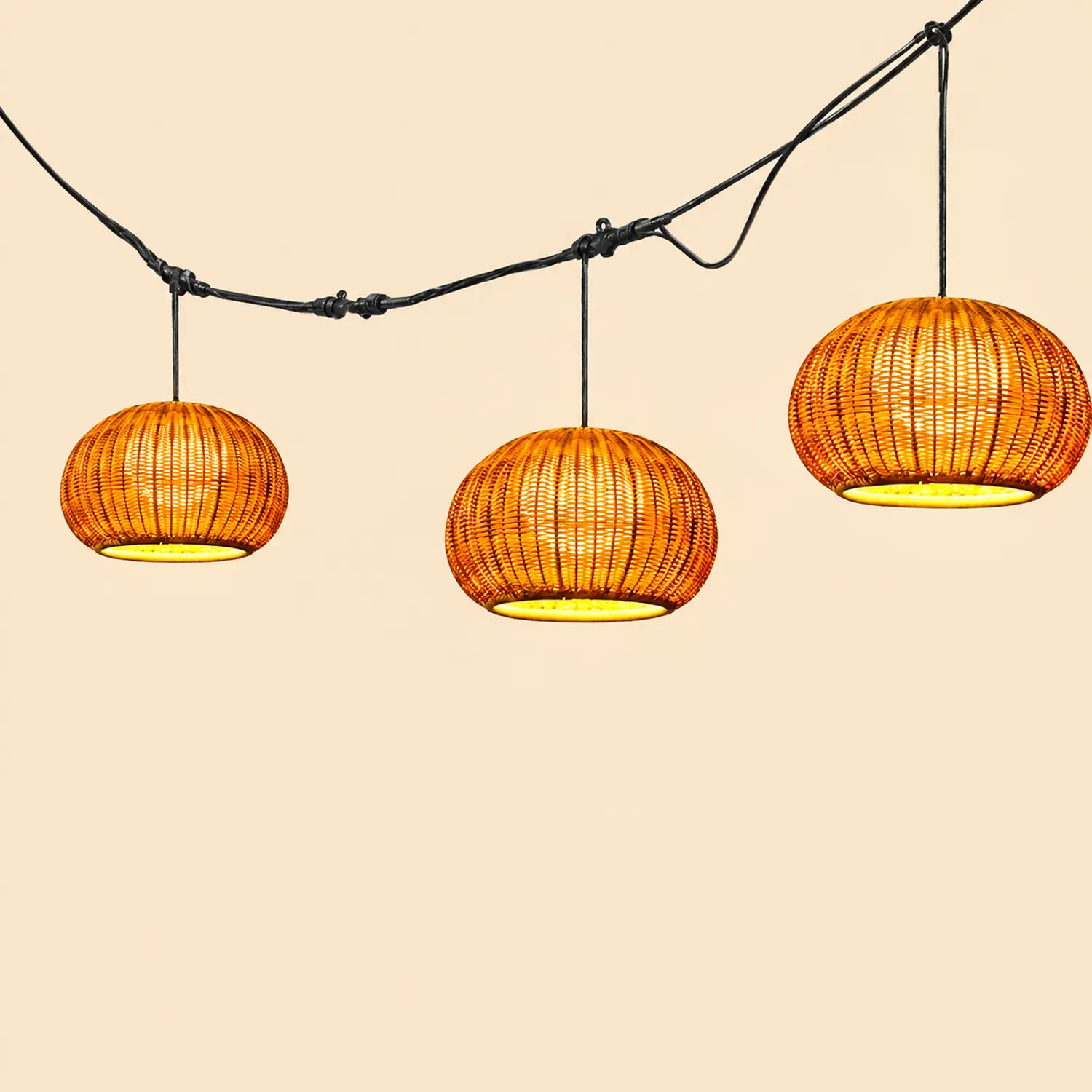 Lantern Shaped Waterproof Rattan Modern Outdoor Wall Lamp Chandelier - Lumpaz