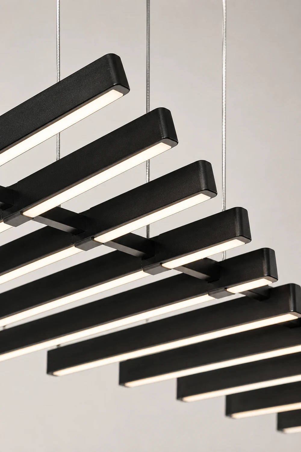 Black Rhythm Collection Chandeliers - Lumpaz