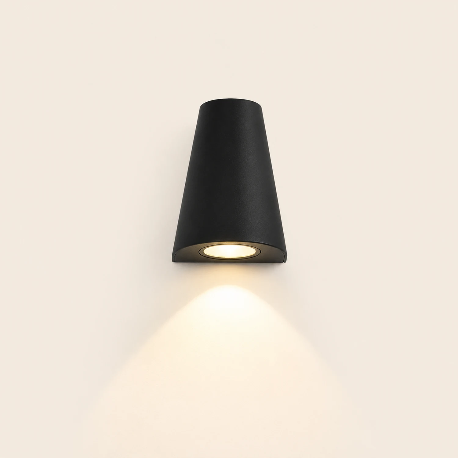 Nordic Minimalist Outdoor LED Waterproof Wall Light for Courtyard Aisle Balcony - Lumpaz