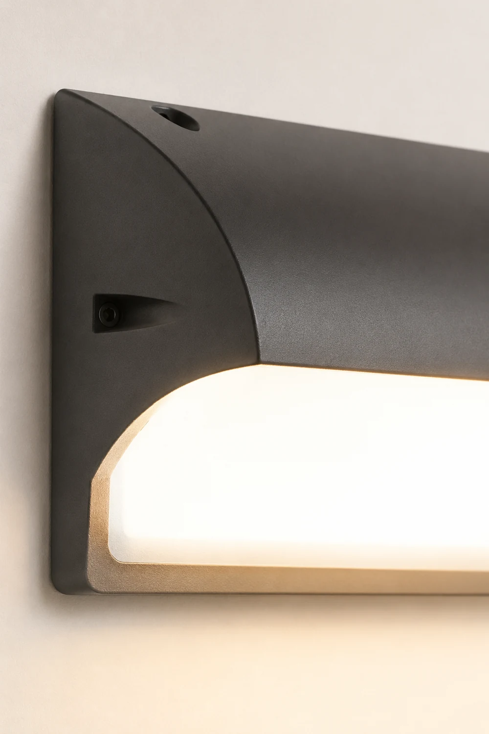 Modern Minimalist LED Waterproof Wall Light for Outdoor Villa Courtyard Balcony - Lumpaz