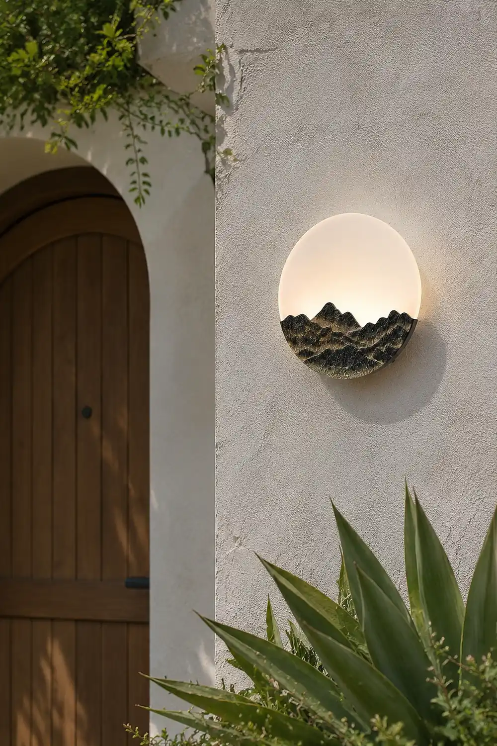 Round Creative Mountain Scenery LED Waterproof Modern Outdoor Wall Lamp - Lumpaz