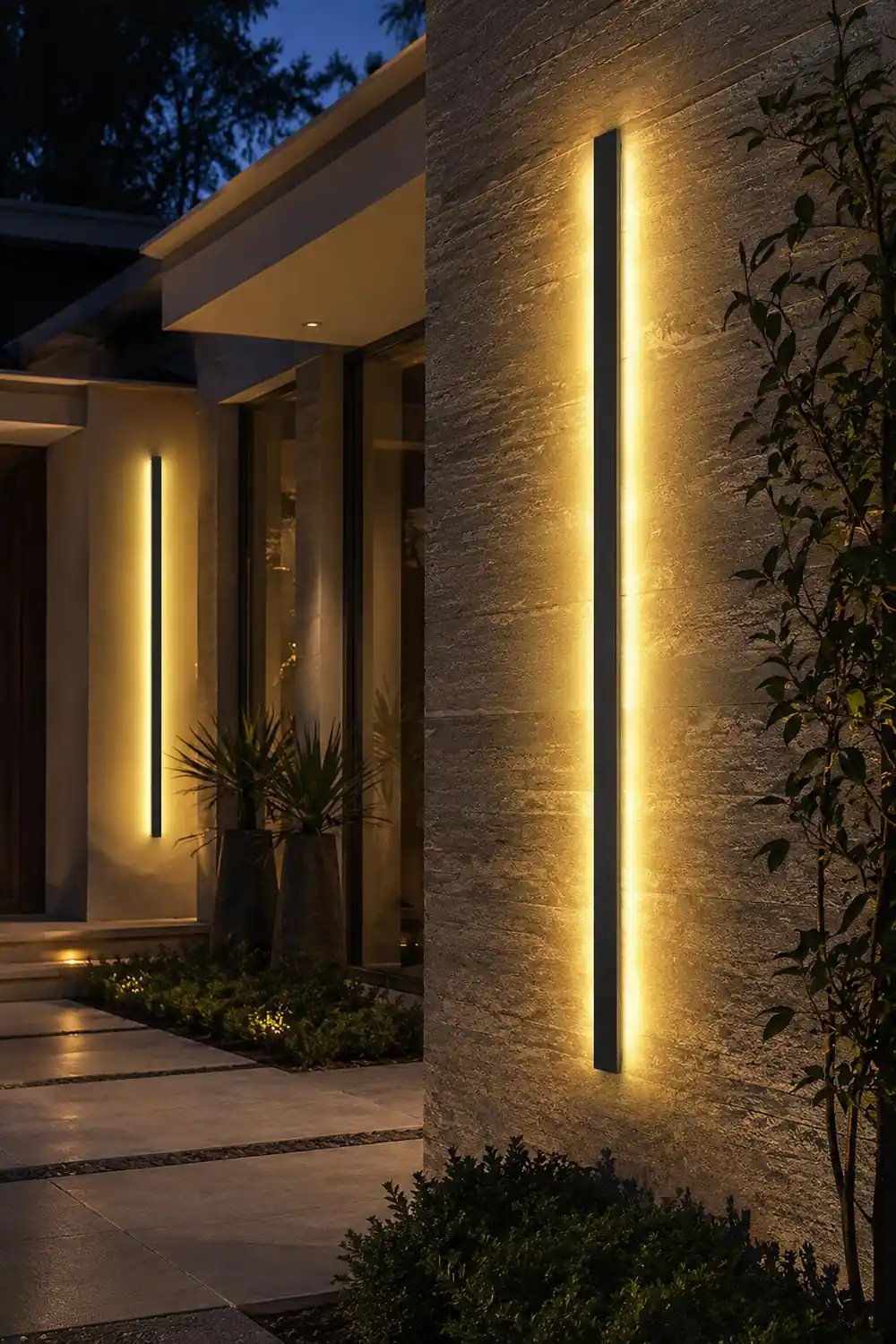 Black Long Strip LED Waterproof Modern Outdoor Wall Lights Porch Lights - Lumpaz