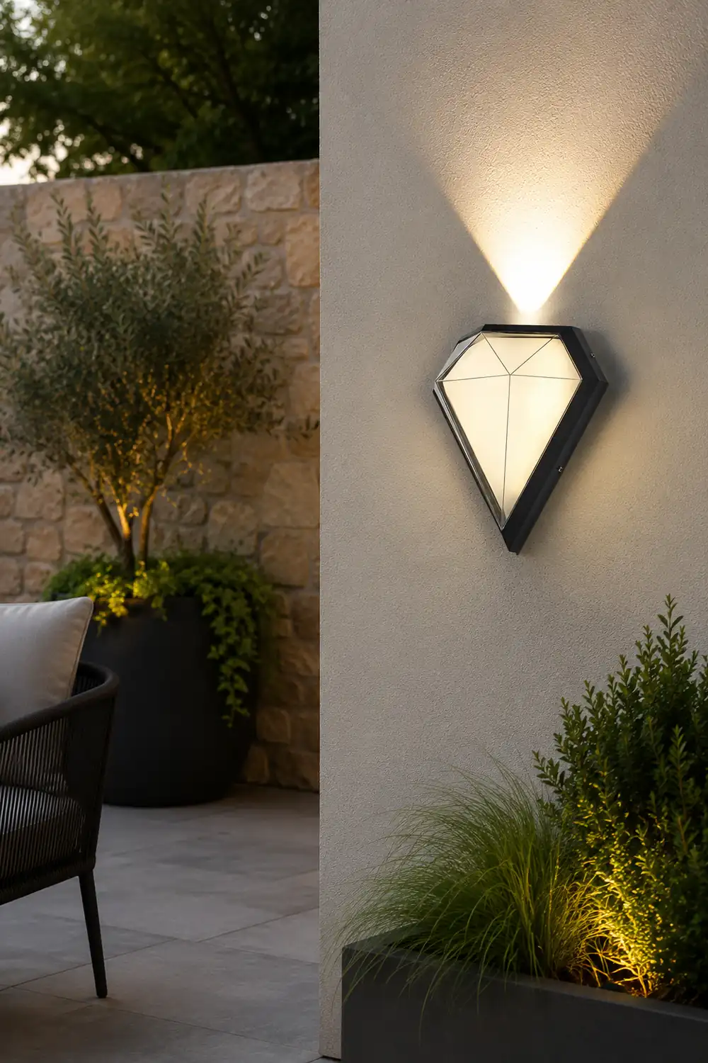 Creative Geometric LED Waterproof Black Modern Wall Lamp Exterior Lights - Lumpaz