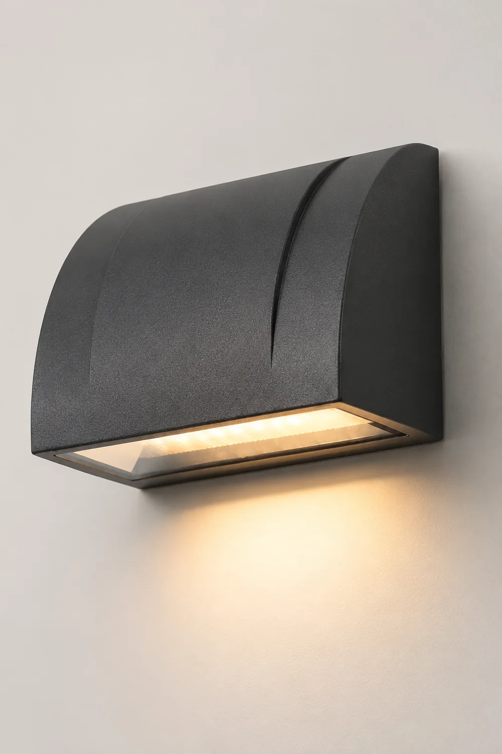 Modern Minimalist Waterproof Outdoor LED Wall Light for Patio Balcony Garden - Lumpaz