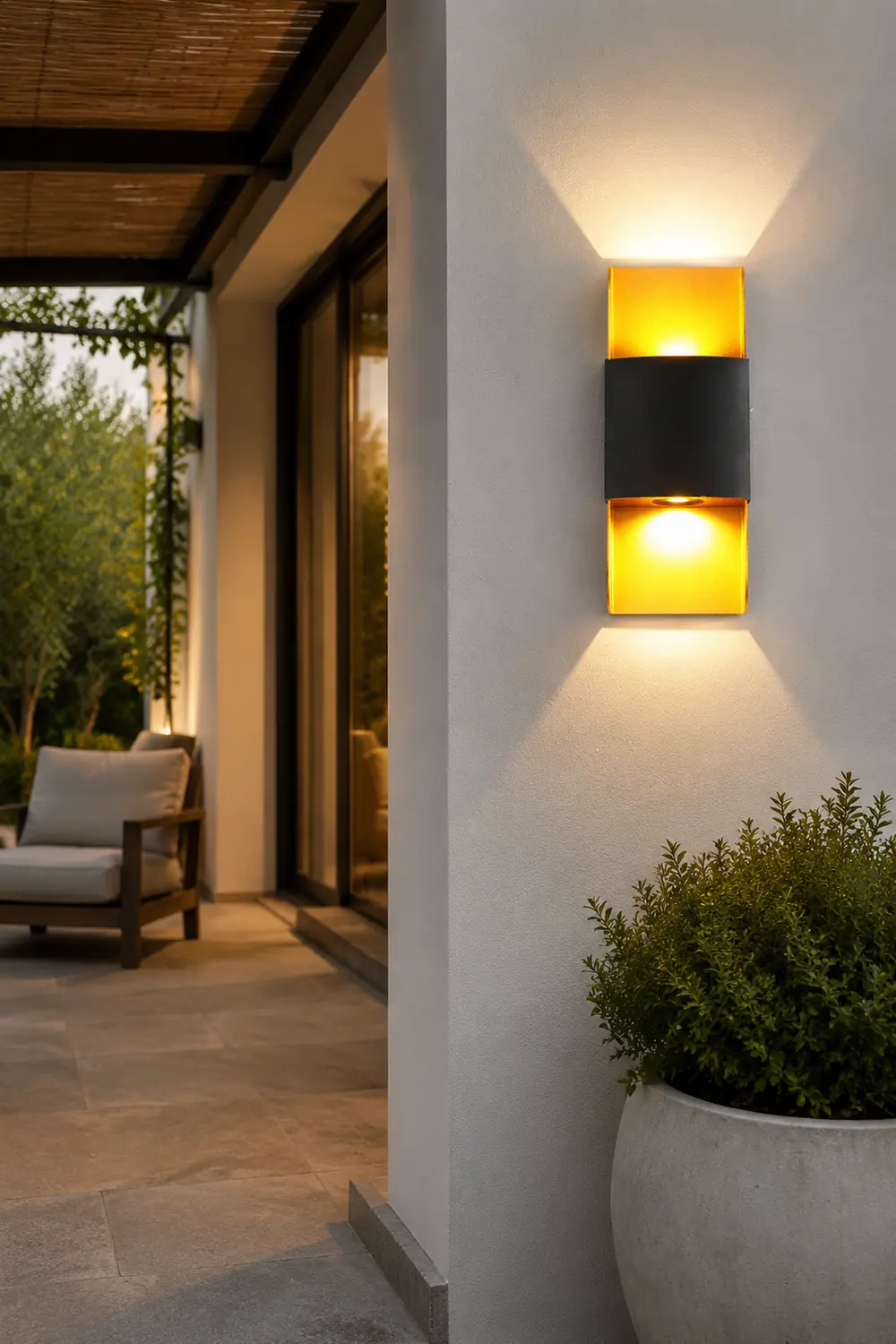 LED Up and Down Lights COB Waterproof Metal Modern Outdoor Wall Lamps - Lumpaz