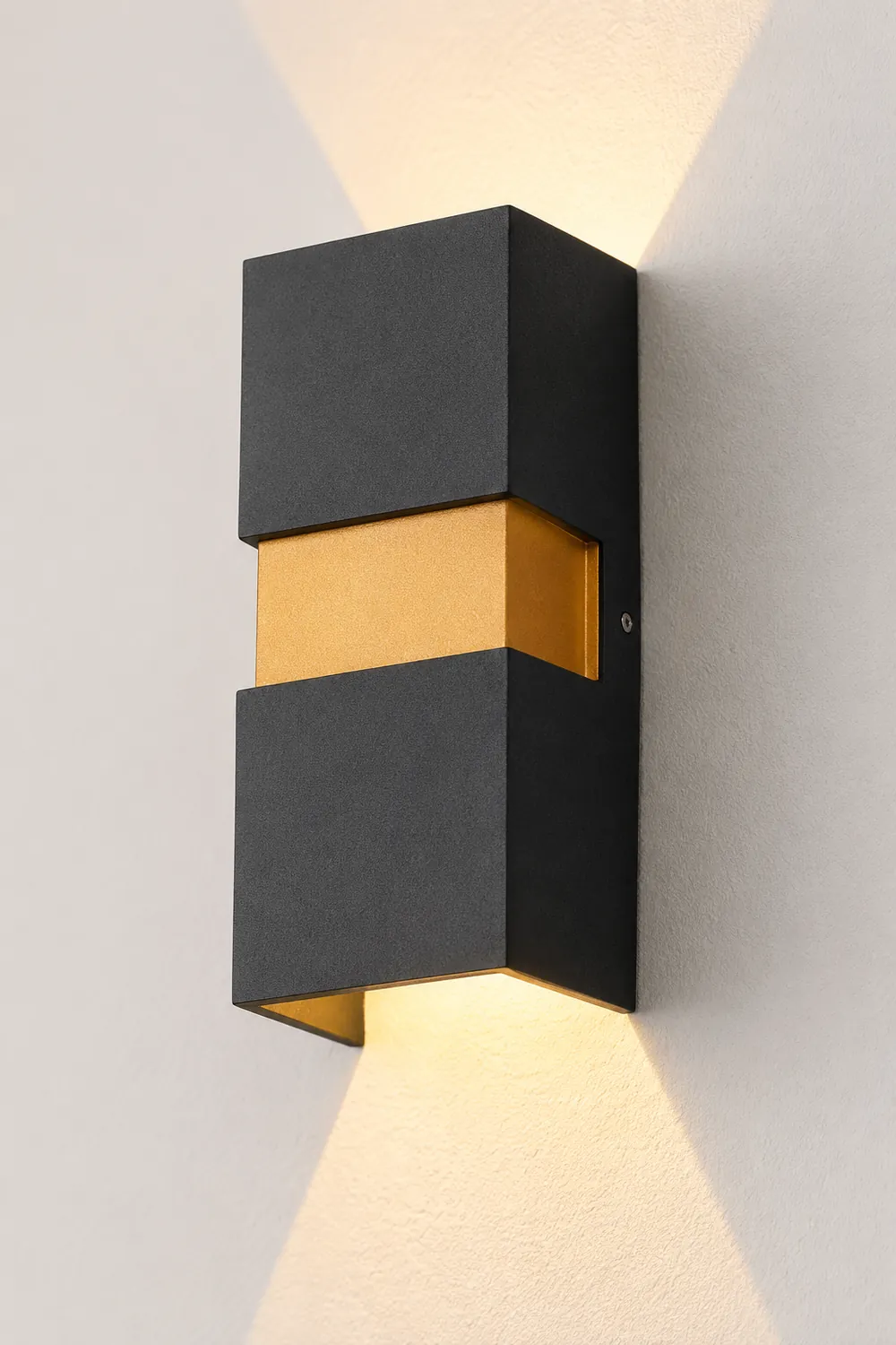 Modern Minimalist Outdoor LED Waterproof Wall Light for Villa Balcony Aisle Lighting - Lumpaz
