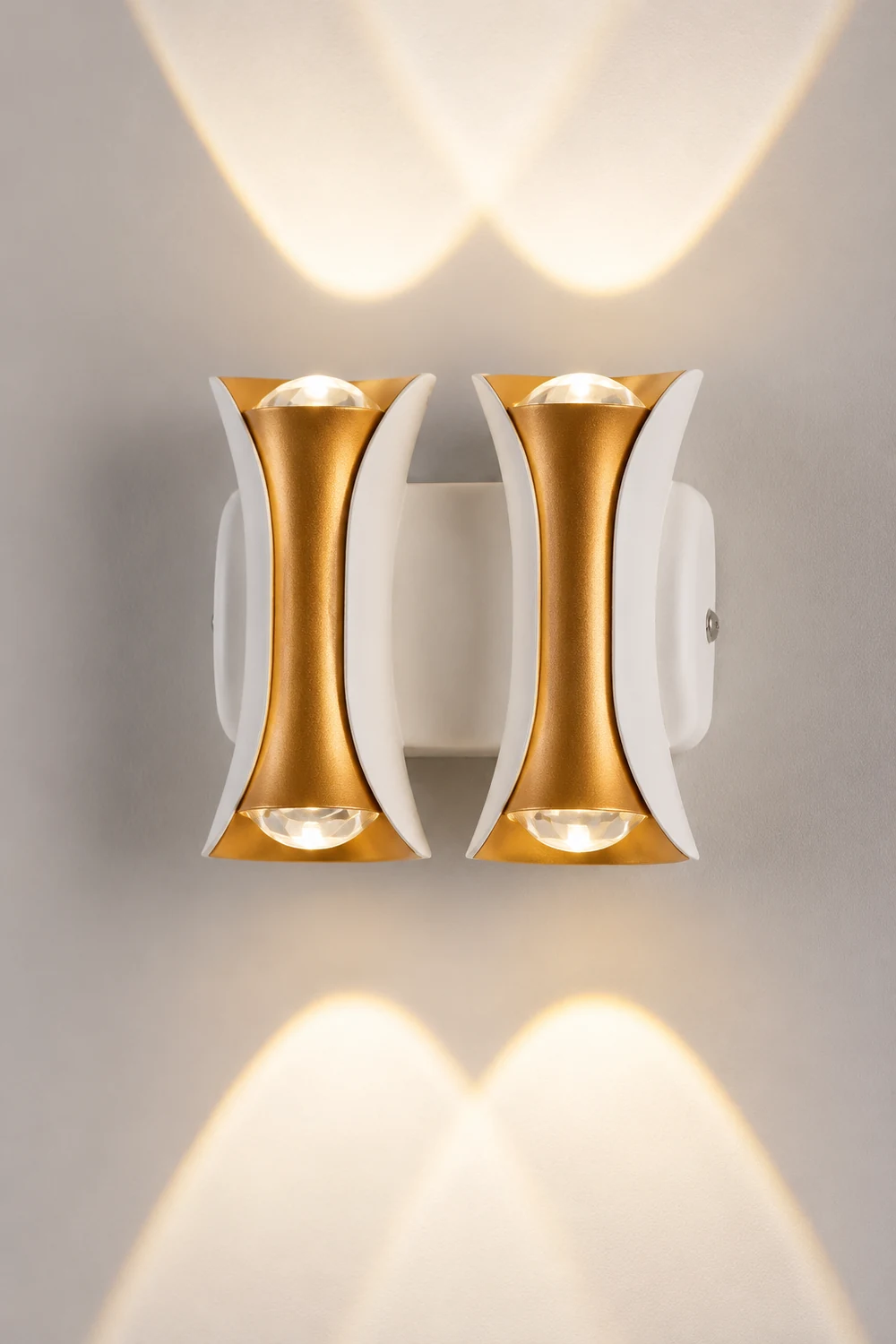 Waterproof Up and Down Lights LED Modern Outdoor Wall Sconce Lighting - Lumpaz