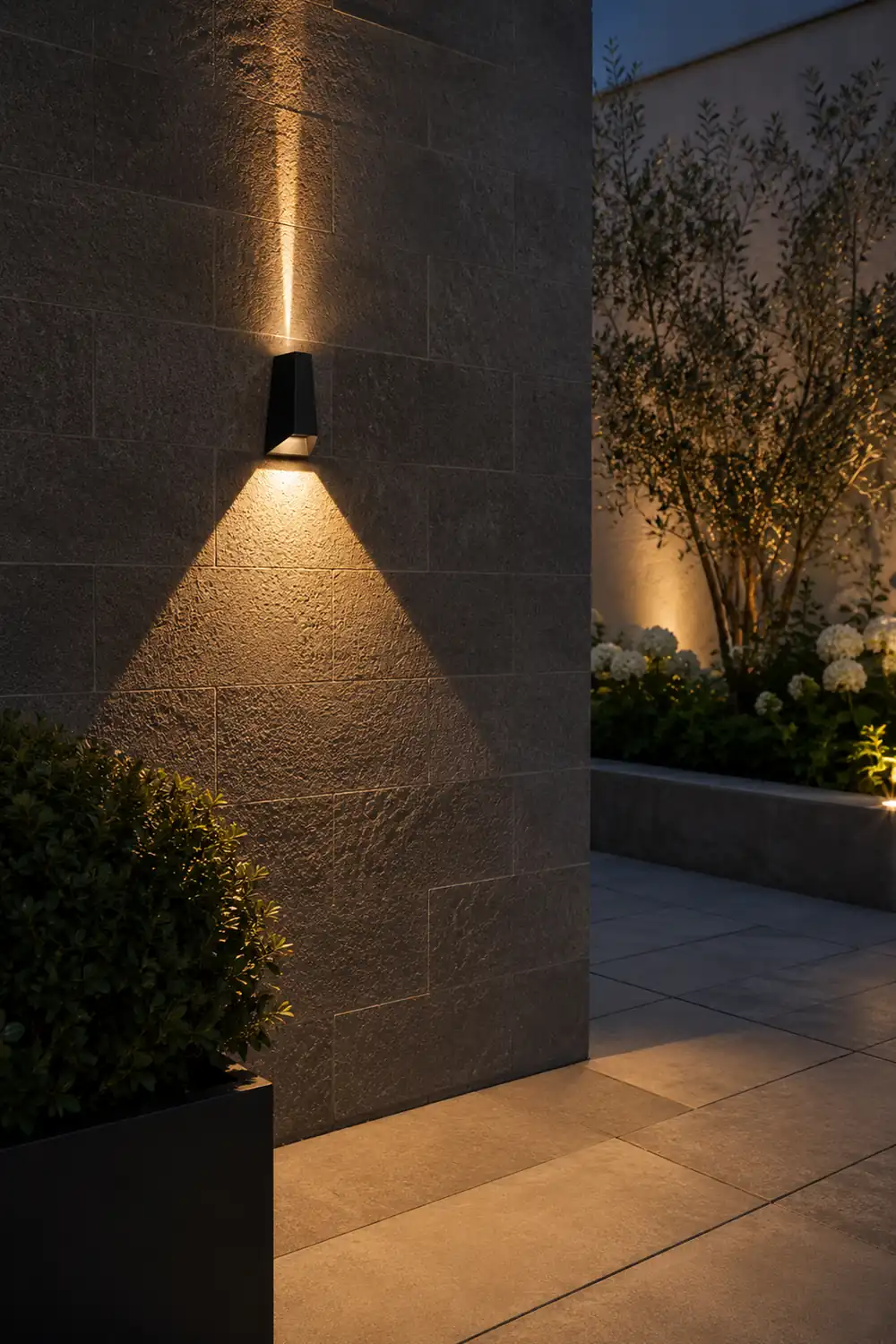 Up and Dwon Lighting LED Waterproof Black Creative Modern Porch Lights - Lumpaz