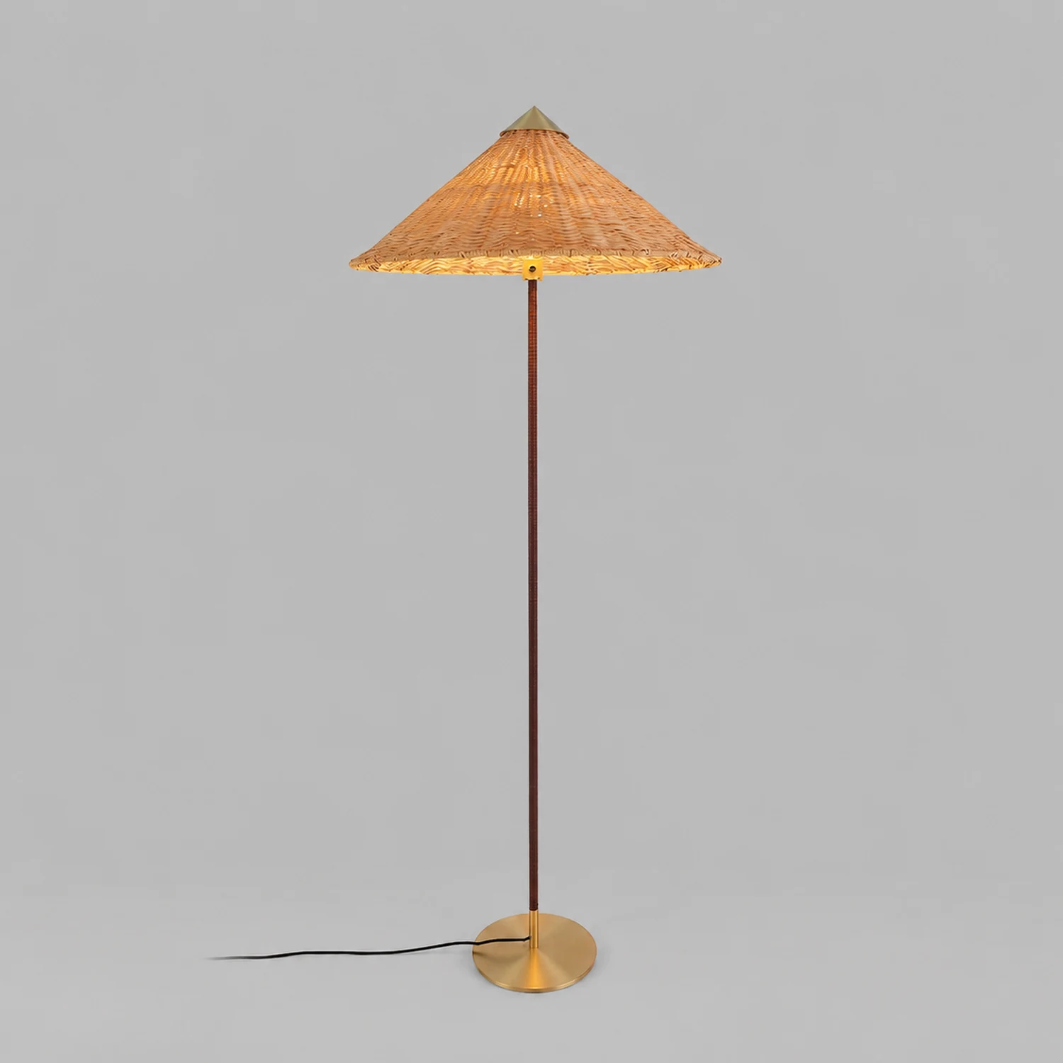 Chinese Hat  Floor Lamp - Lumpaz