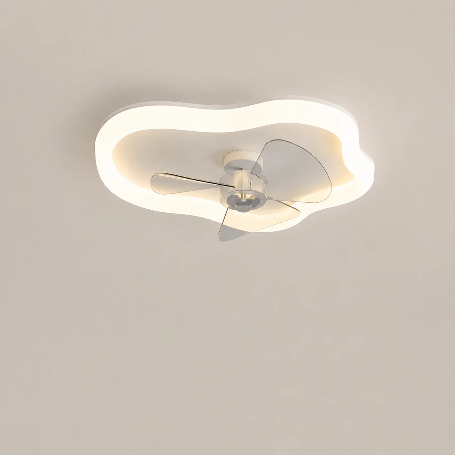 Minori Cloud Ceiling Fan with Light, L 18.1"/23.6" - Lumpaz