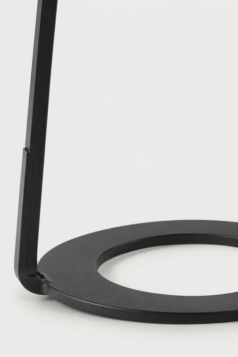 Edge Minimalist Long Linear Metal Floor Lamp, Black - Lumpaz