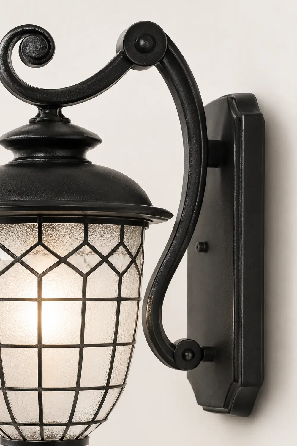 Waterproof Minimalist Elegant Vintage European Style Outdoor Wall Lights - Lumpaz
