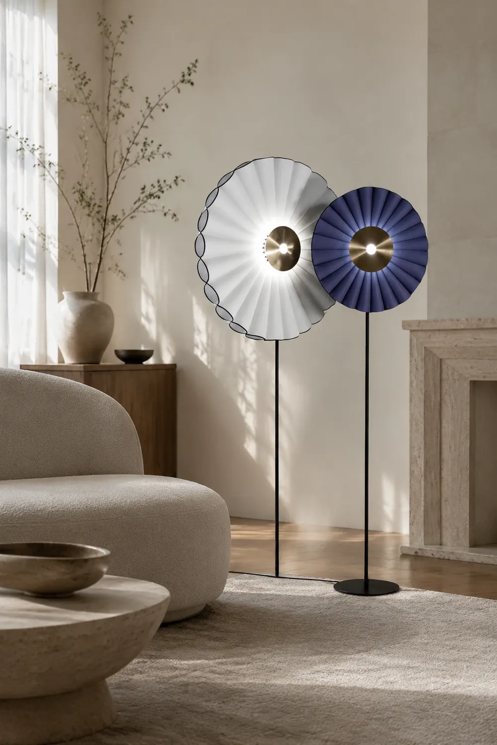 Chan Flower Metal/Artificial Paper Floor Lamp, White/Blue - Lumpaz
