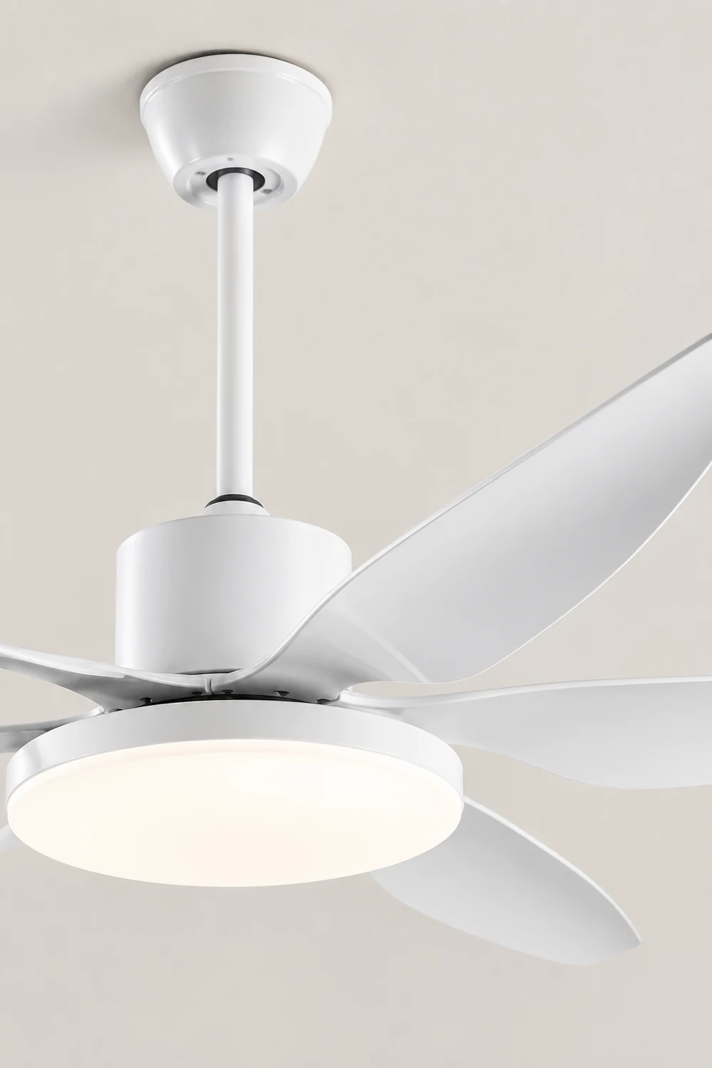Haydn Basic Modern 6-Blade DC Ceiling Fan with Light, Black & White, 51'' - Lumpaz