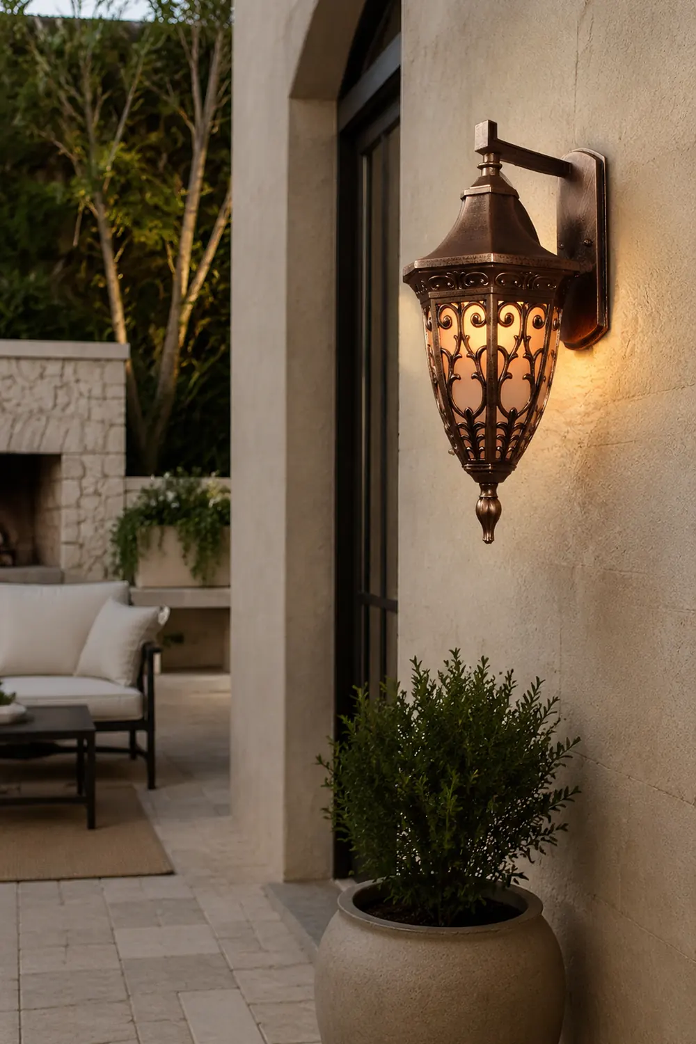 Outdoor Vintage Bronze Wall Light 1-light Wall-Mount Lantern - Lumpaz