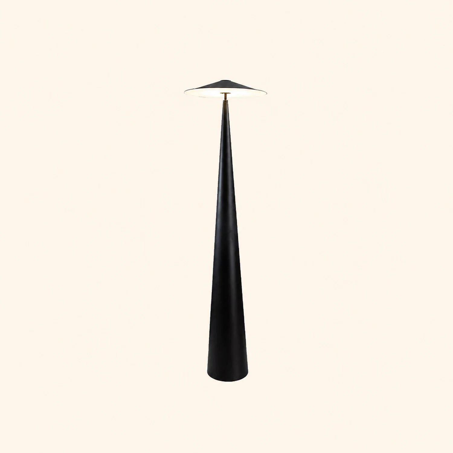 Salgado Modern Saucer Shaped Metal Floor Lamp, Black - Lumpaz