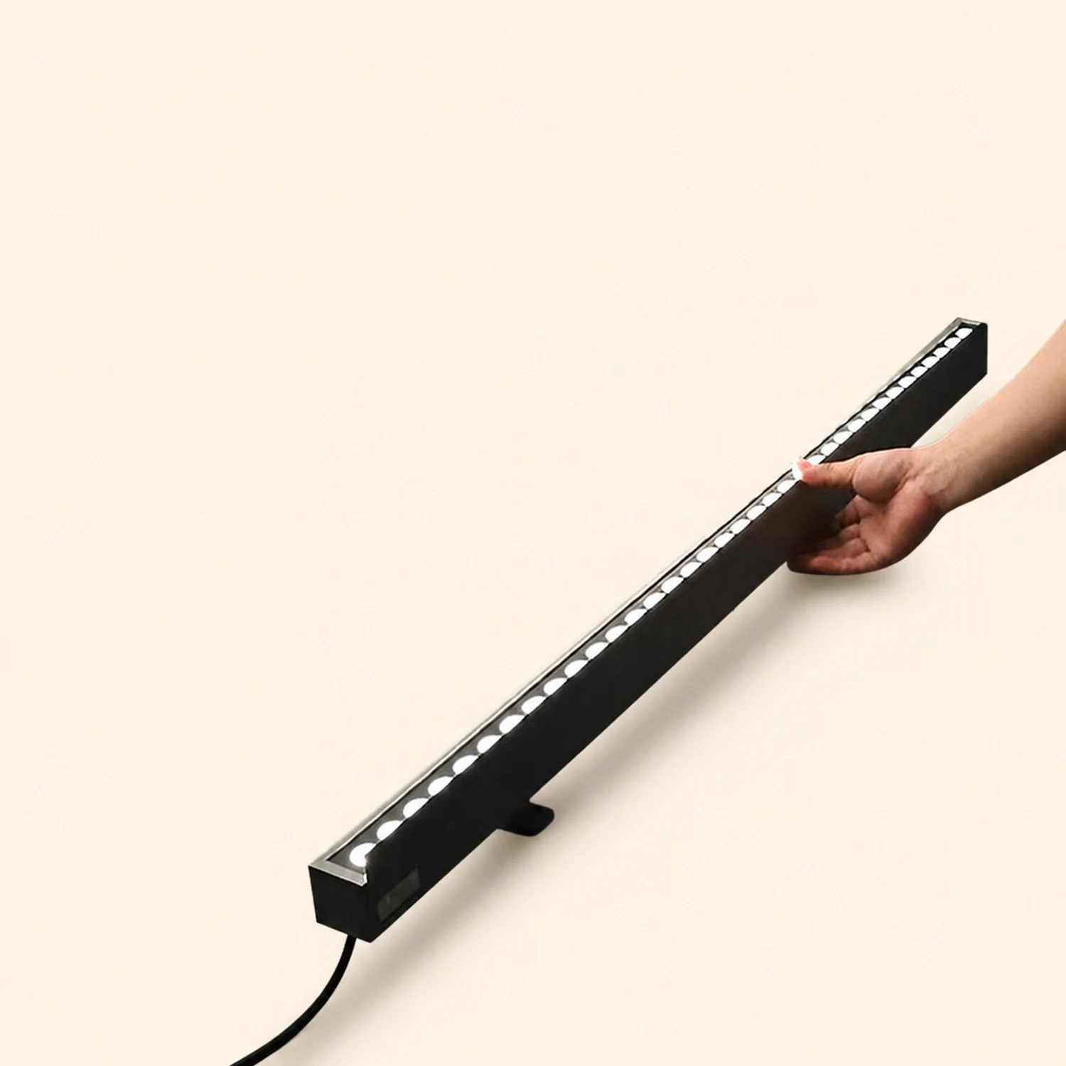 Strip Waterproof LED Outdoor Wall Washer Lights with Baffle - Lumpaz