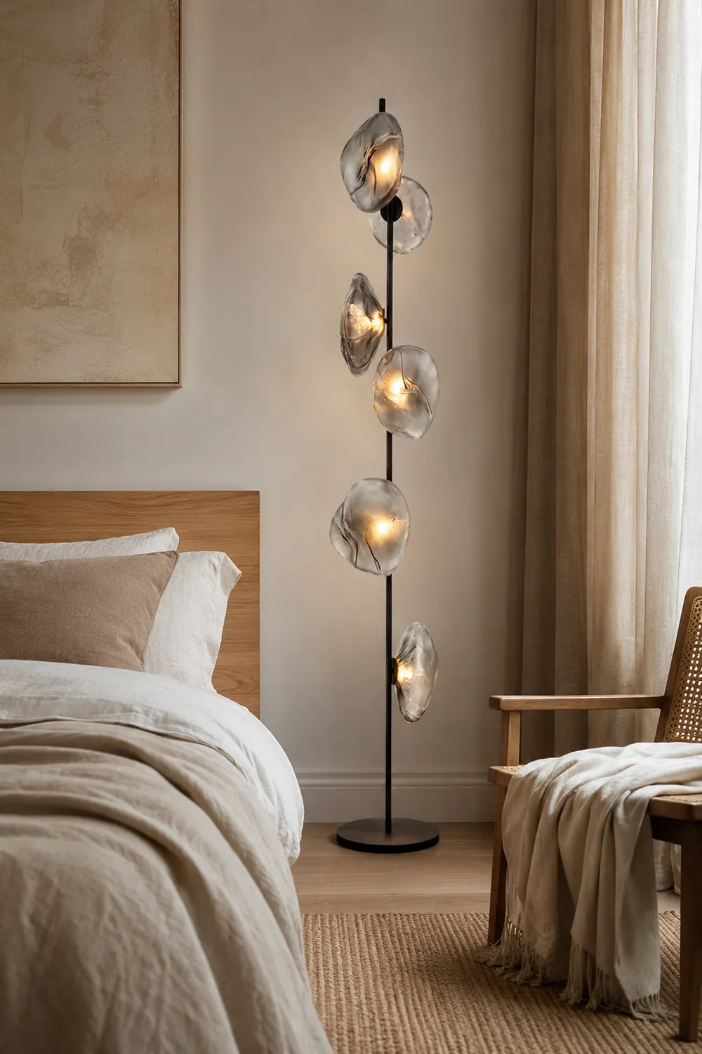 Byers Luxury Flower Metal/Glass Floor Lamp, Black/Gold/Gray - Lumpaz