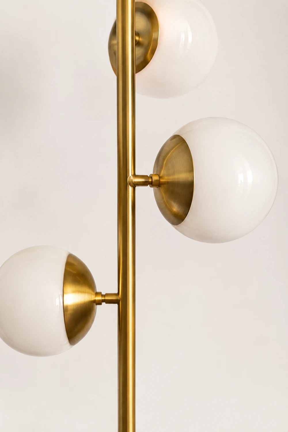 Valentina Floor Lamp Ball Modern, Metal/Ceramic, White/Gold, Living Room - Lumpaz