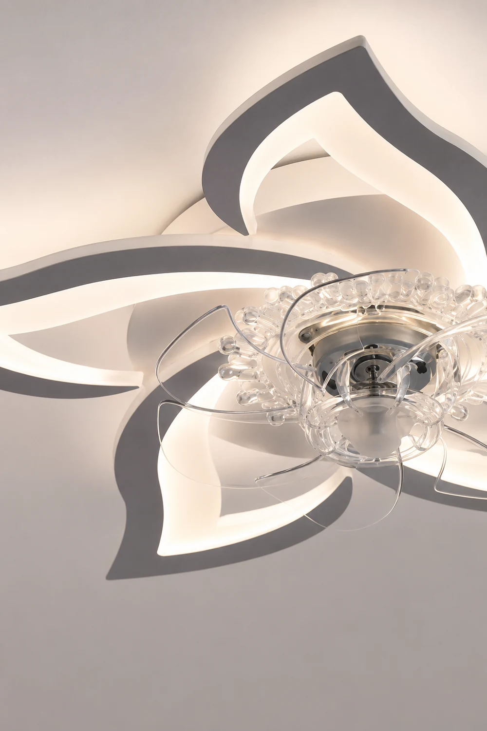 Hana Flower Ceiling Fan with Light, 2 Color, L 25.5" - Lumpaz