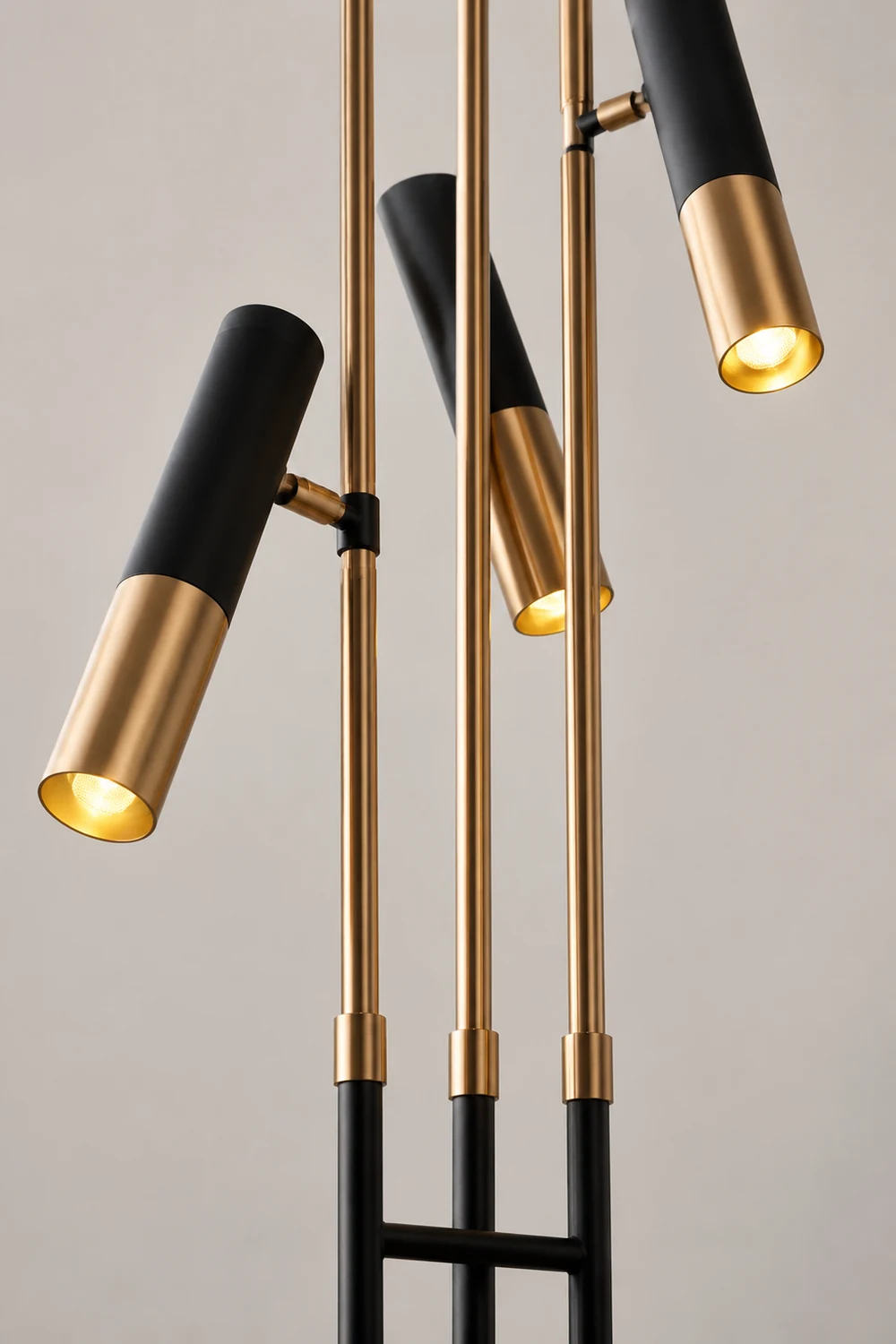 Salgado Modern Tall Metal 3 Bulb Floor Lamp, Black - Lumpaz