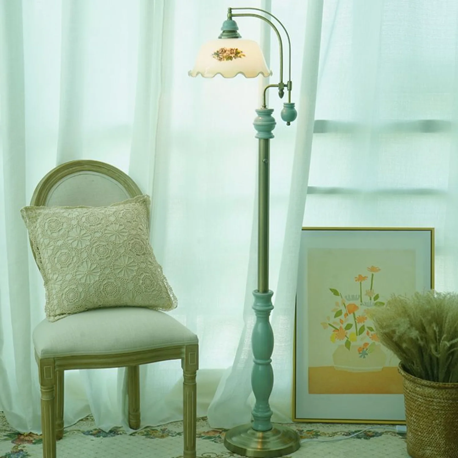 Morandi Retro Lotus Flower Shaped Metal Glass Floor Lamp - Lumpaz