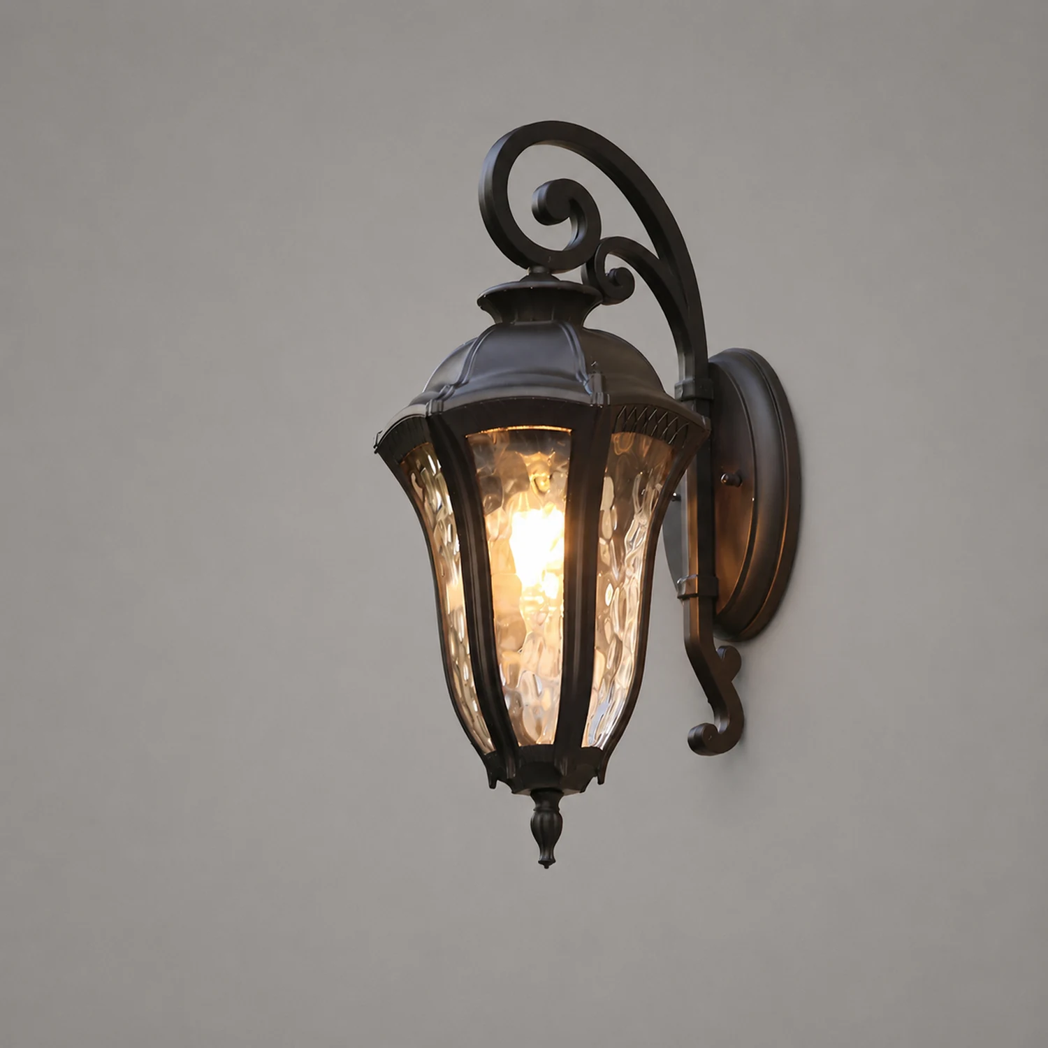 Waterproof Creative Die-Cast Aluminum European Style Outdoor Wall Lights - Lumpaz