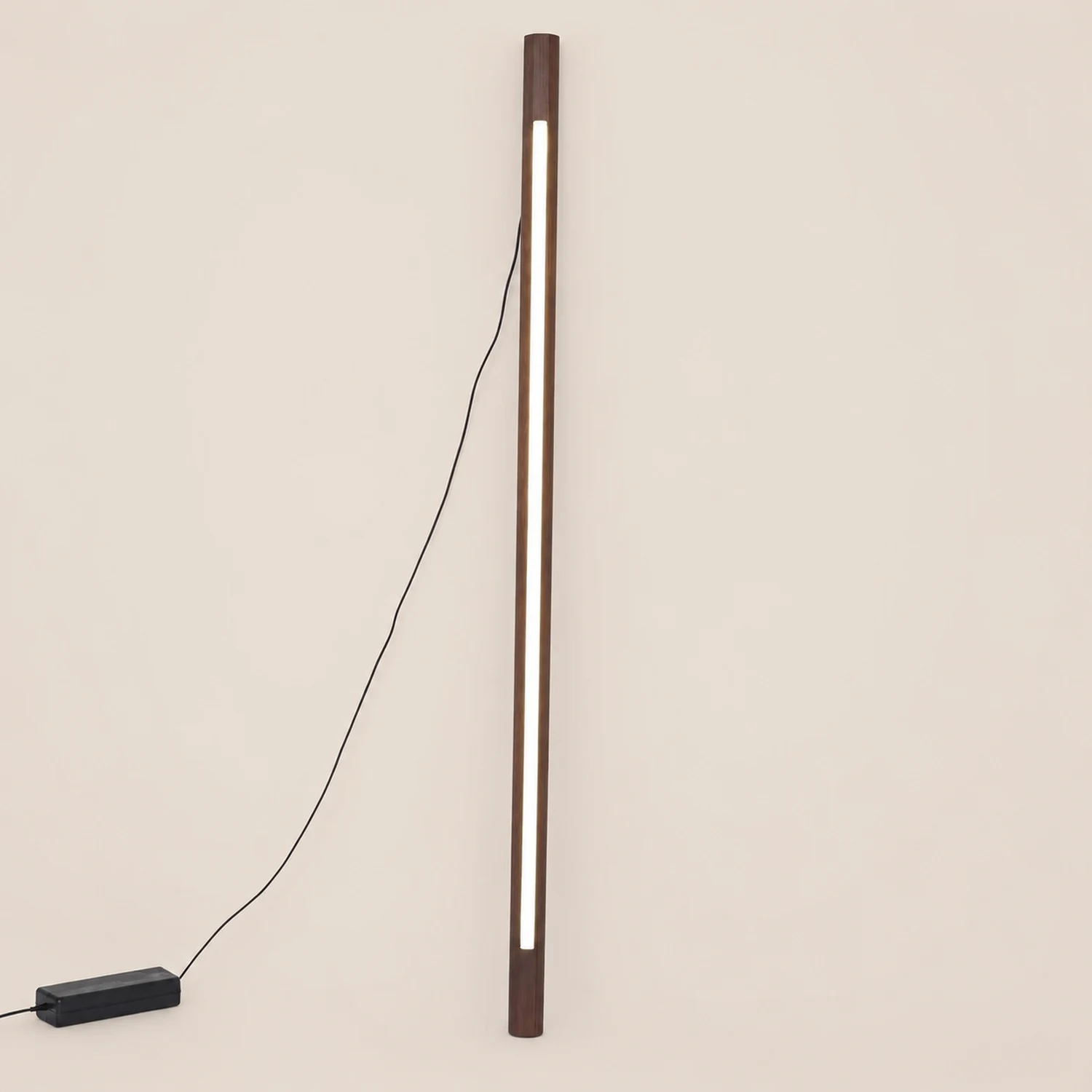 Ozawa Minimalist Linear Floor Lamp, Wood/Acrylic, Living Room - Lumpaz