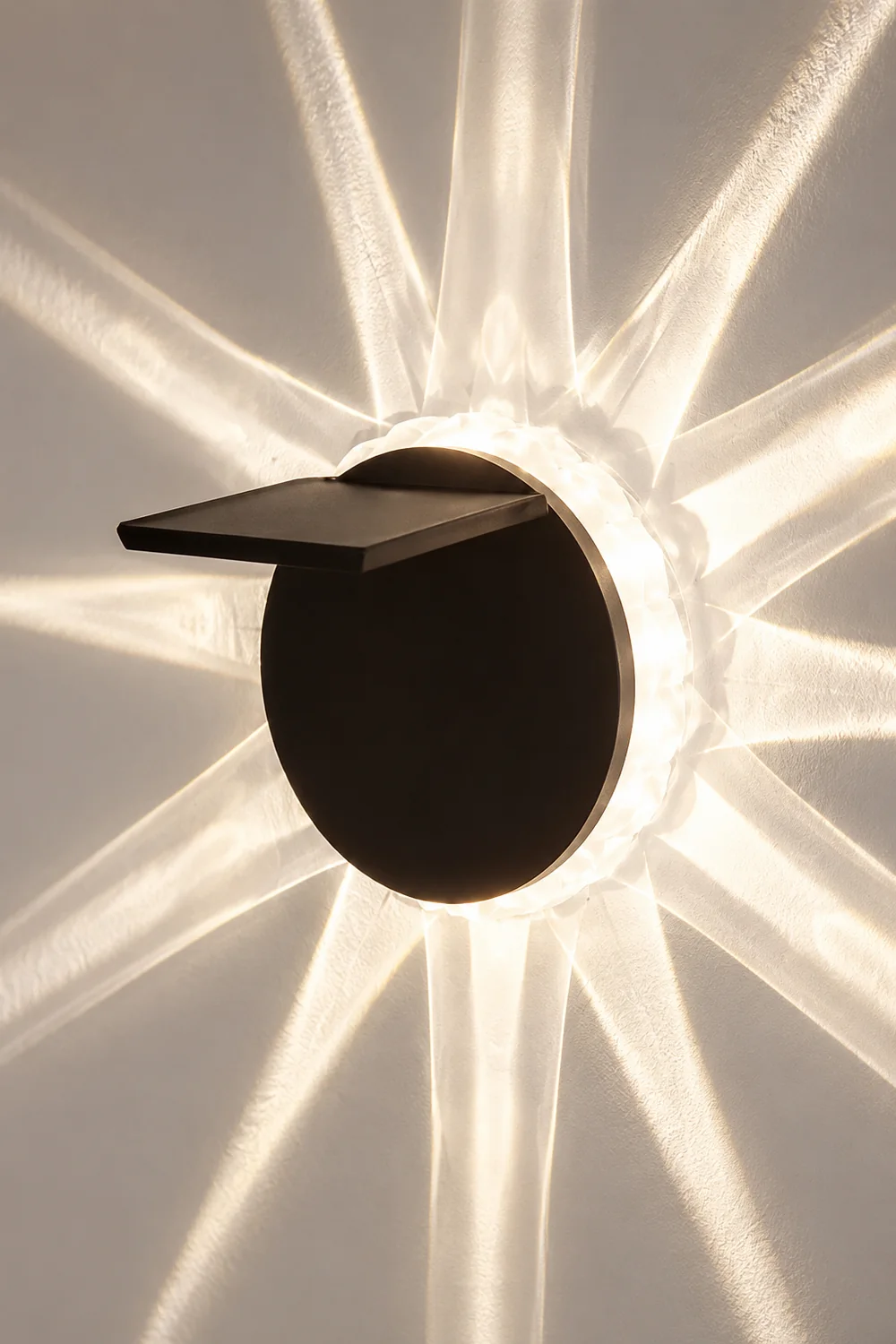 Round 9 LED Solar Petal Wall Light 3 Mode with Remote Outdoor Wall Sconce Lamp Waterproof Wall Mount Lighting - Lumpaz