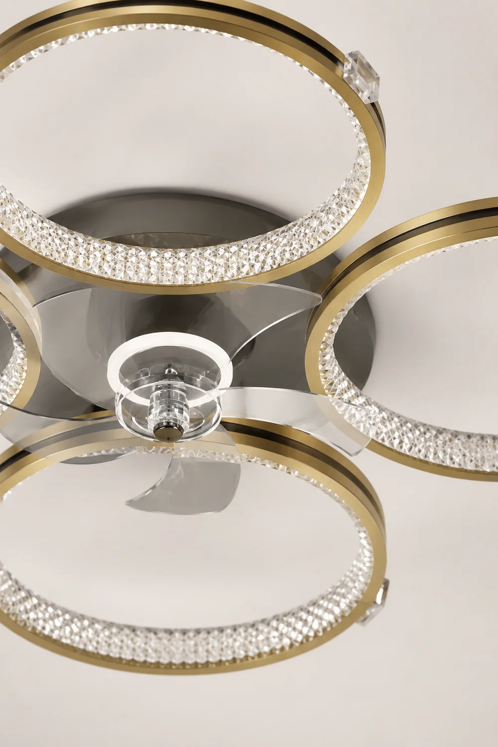 Kirsten 4-Rings 5-Blade Ceiling Fan with Light, 31"/40.5" - Lumpaz
