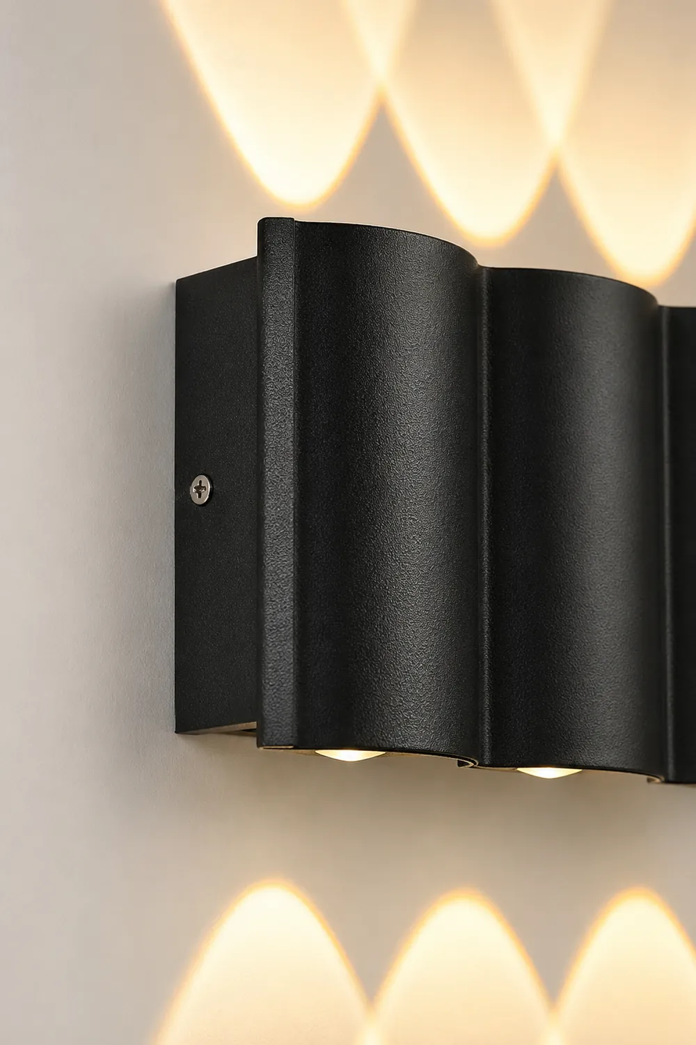 Wave Arc Design Up and Down Lights LED Outdoor Wall Lights - Lumpaz