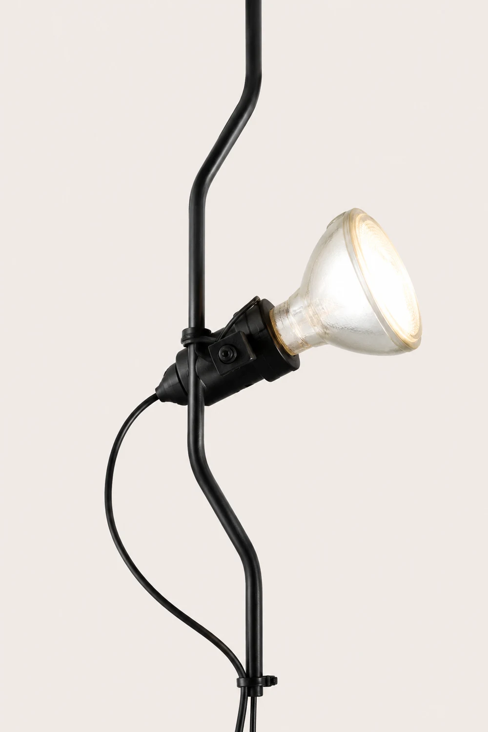 Luxo Floor Lamp Linear Minimalist, Metal, Black/White/Red, Bedroom - Lumpaz