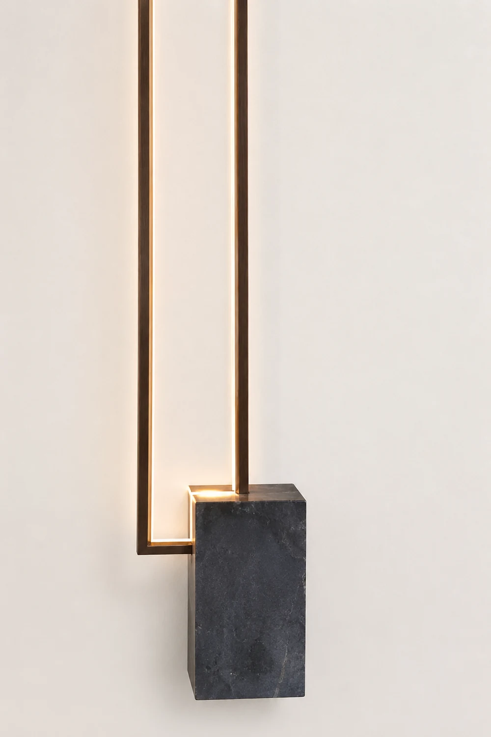 Edge Modern Minimalist Rectangular Metal Floor Lamp, Black - Lumpaz