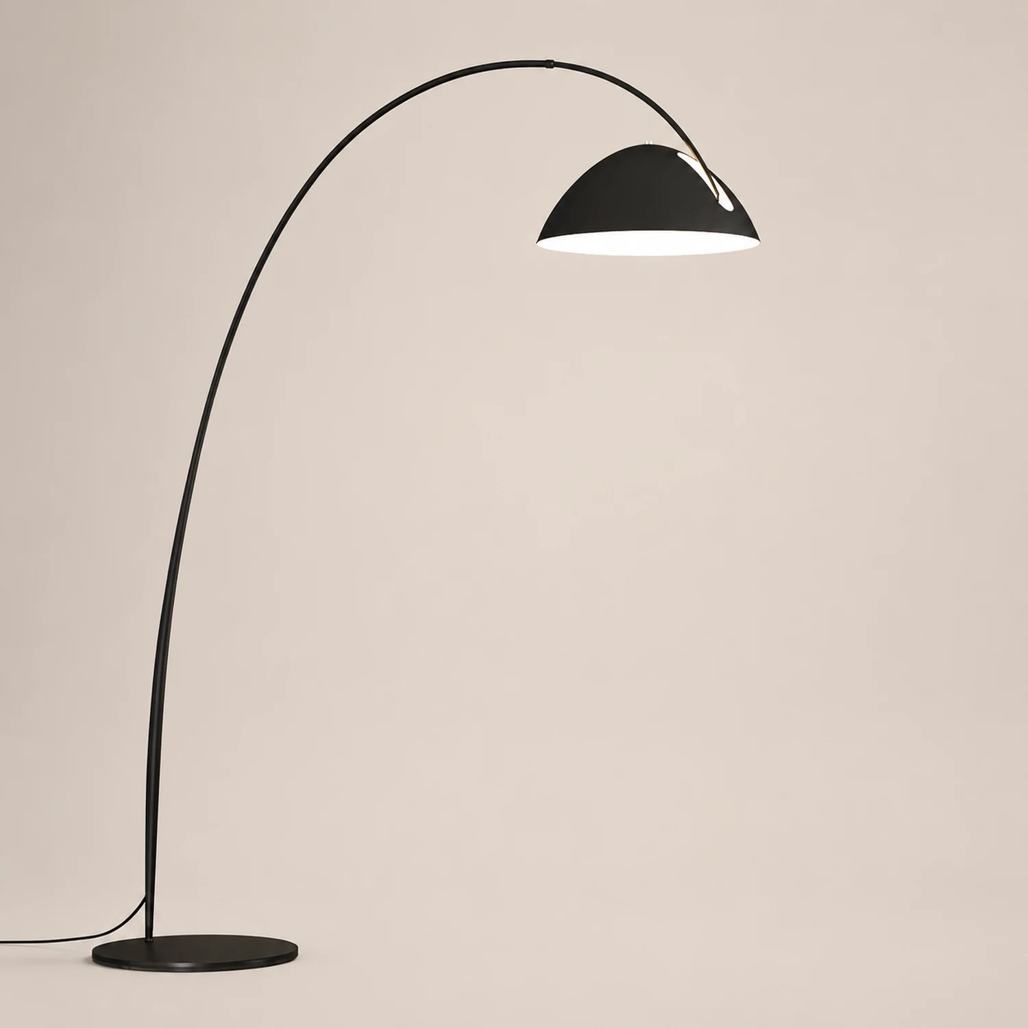 Avi Modrn Fishing Rod Metal Floor Lamp, Black - Lumpaz