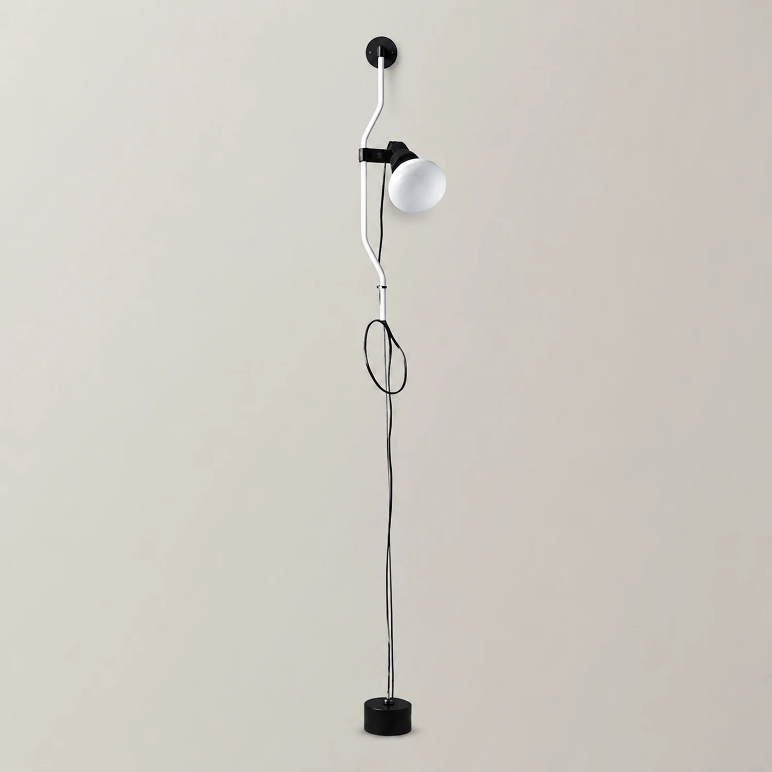 Luxo Floor Lamp Linear Minimalist, Metal, Black/White/Red, Bedroom - Lumpaz