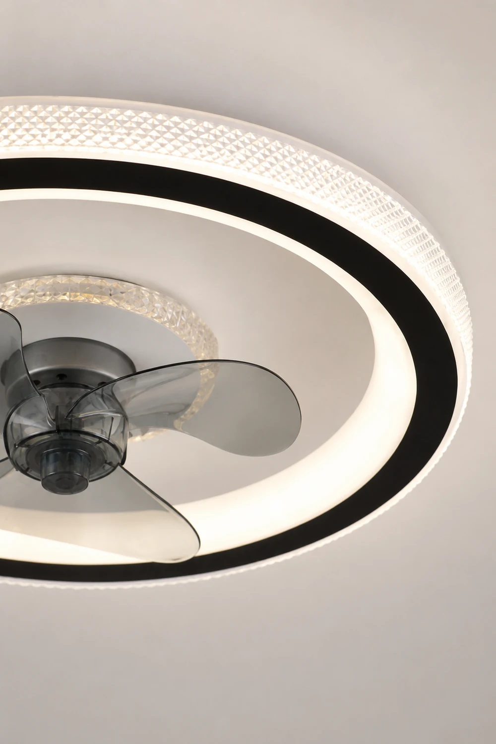 Kirsten 3-Blade Ceiling Fan with Light, 19.5" - Lumpaz