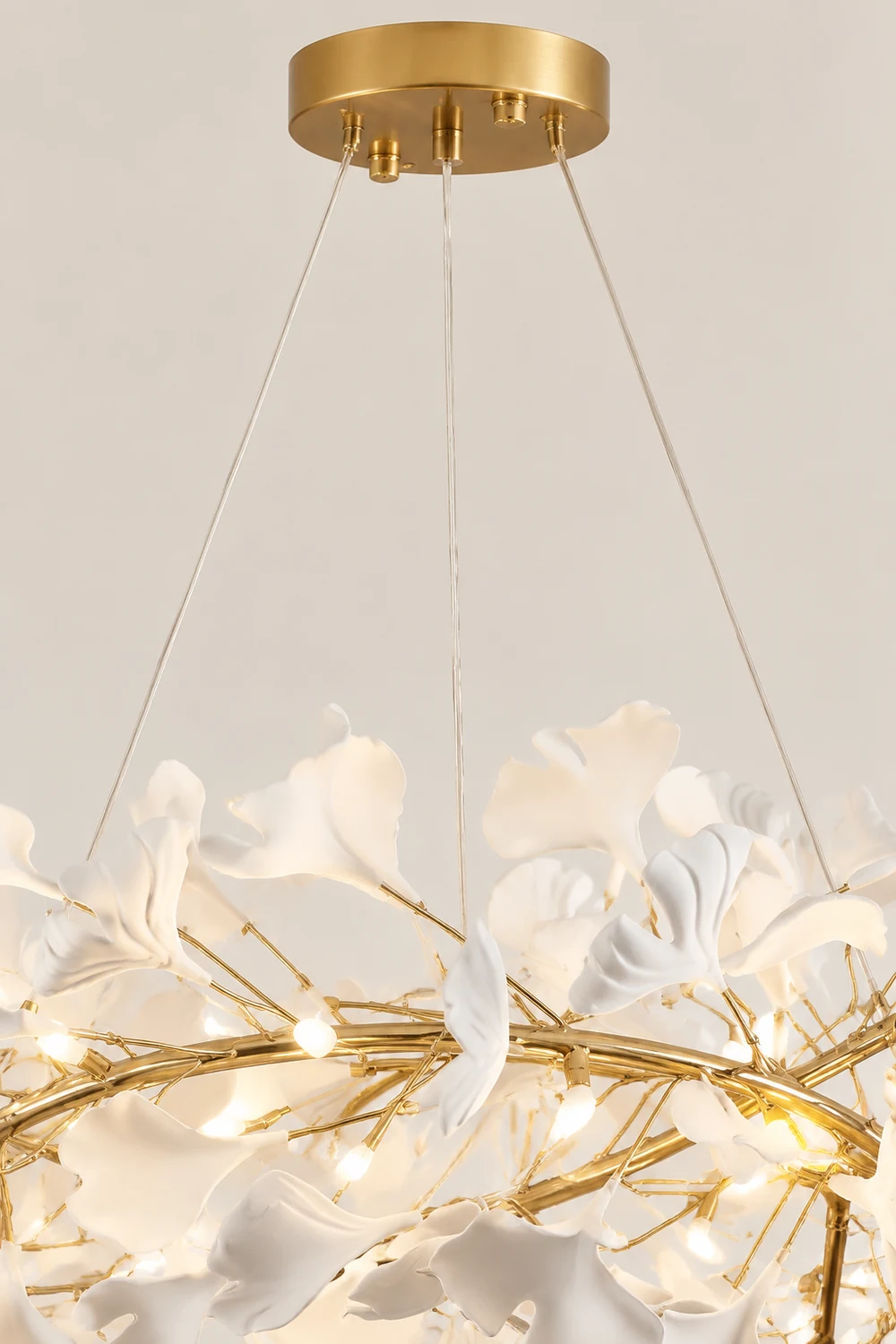 Ophelia GinkLuxe Modern Golden LED Chandelier, Metal & Ceramic - Lumpaz