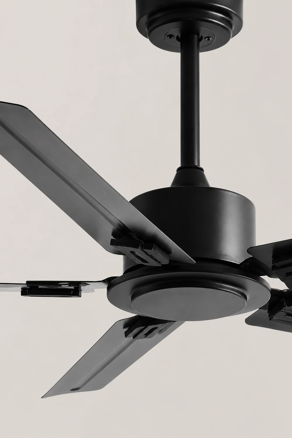 Alessio 5-Blade Industrial Black DC Ceiling Fan, Metal, 42'' - Lumpaz