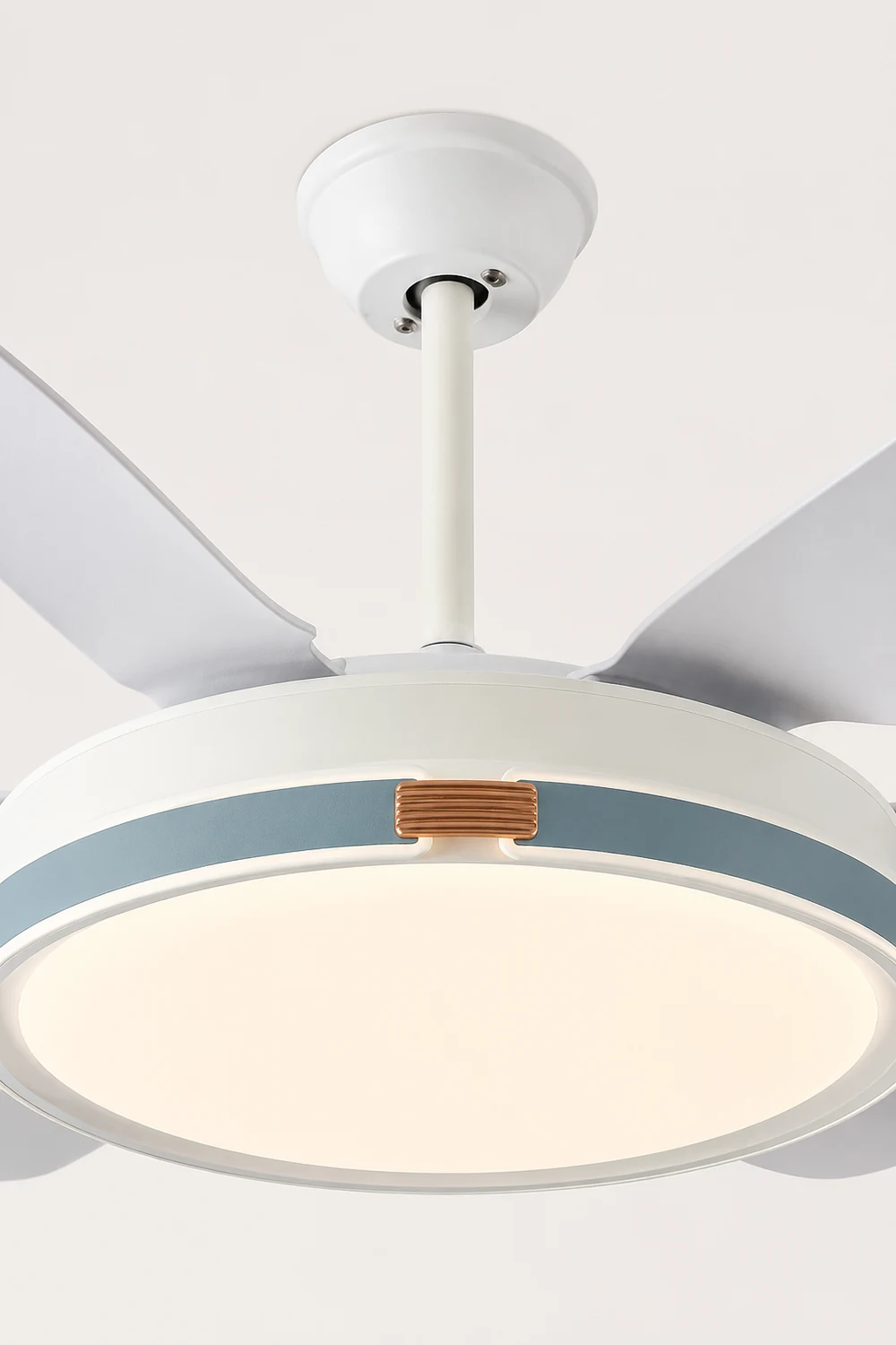 Haydn Modern 6-Blade DC Ceiling Fan with Light, White, 51'' - Lumpaz