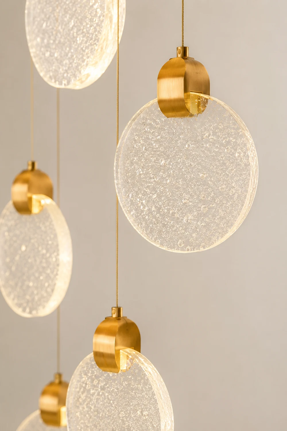 Kristy Minimalist Round  Metal/Crystal Chandelier, Gold - Lumpaz