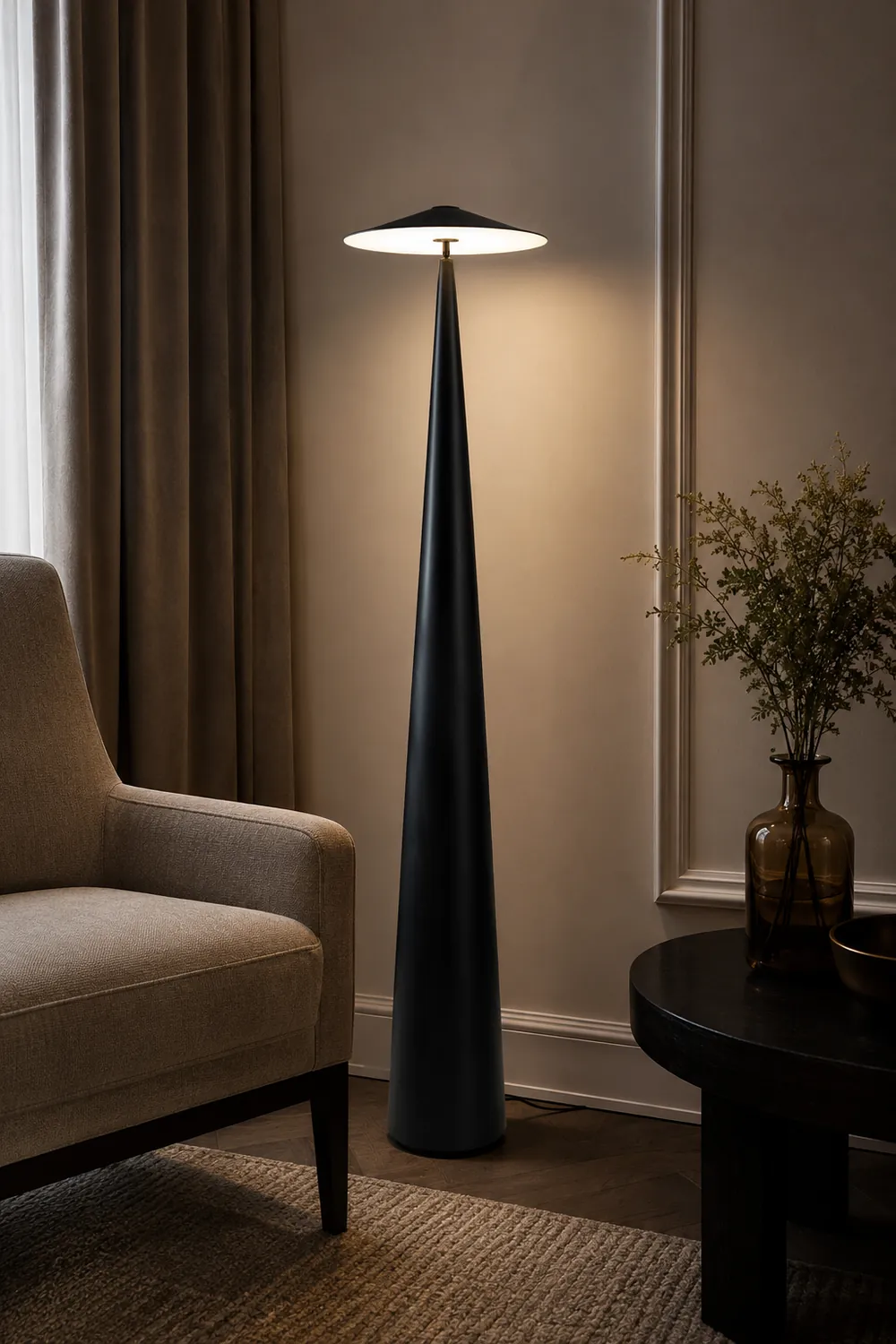 Salgado Modern Saucer Shaped Metal Floor Lamp, Black - Lumpaz